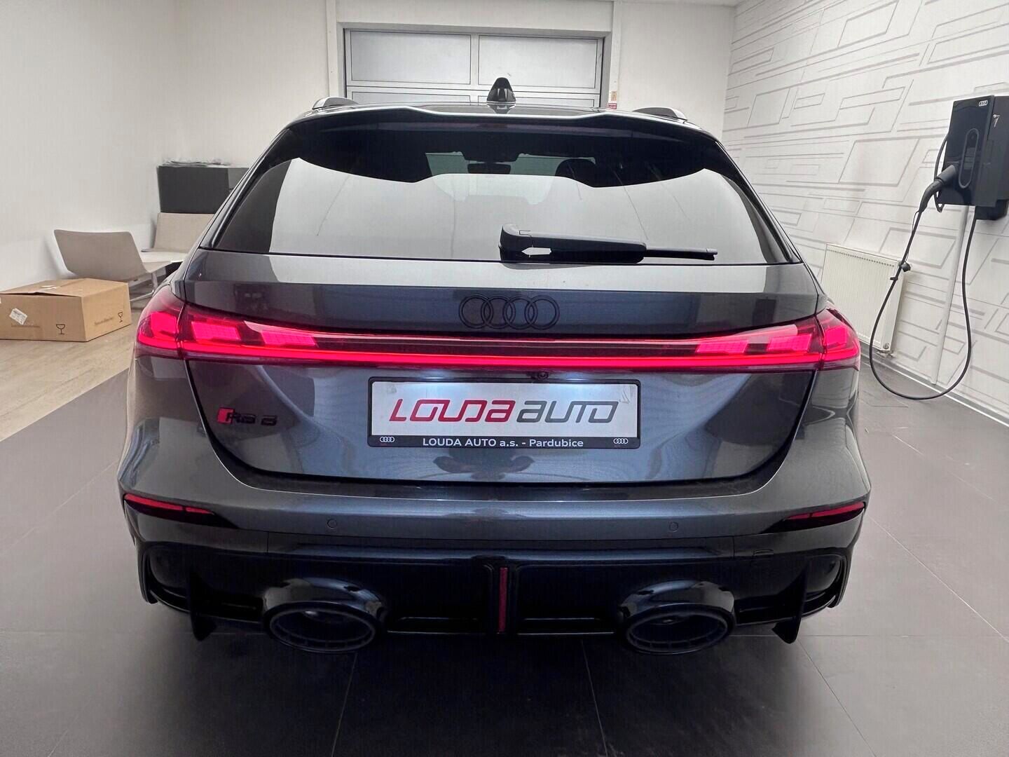 Audi A5, RS 5 Avant e-hybrid   kW - fotka 4