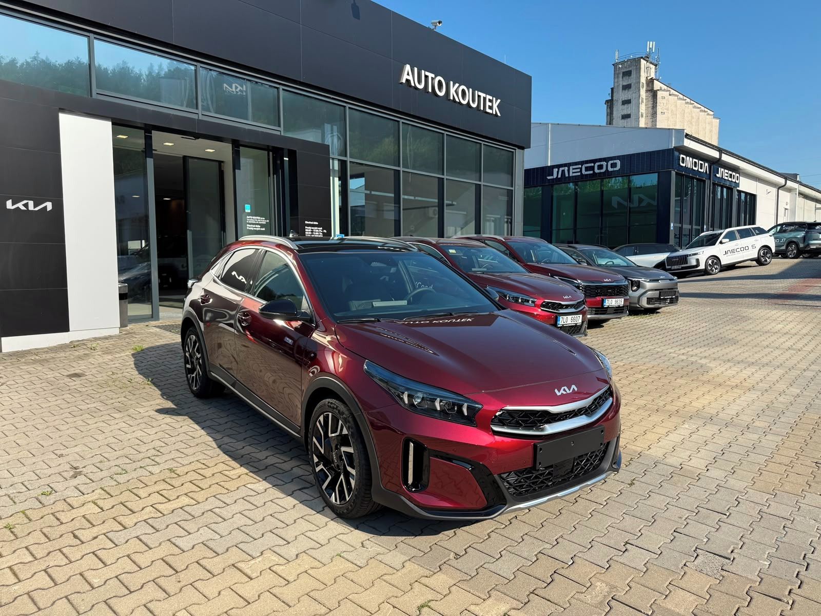Kia XCee´d, 1,6 T-GDi 7DCT S.E PANORAMA - fotka 3