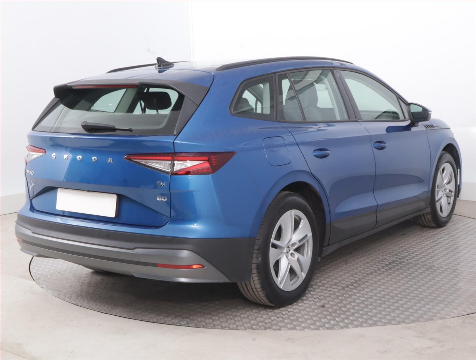 Škoda Enyaq iV, 60 (62 kWh), SoH 94%, Záruka - fotka 5