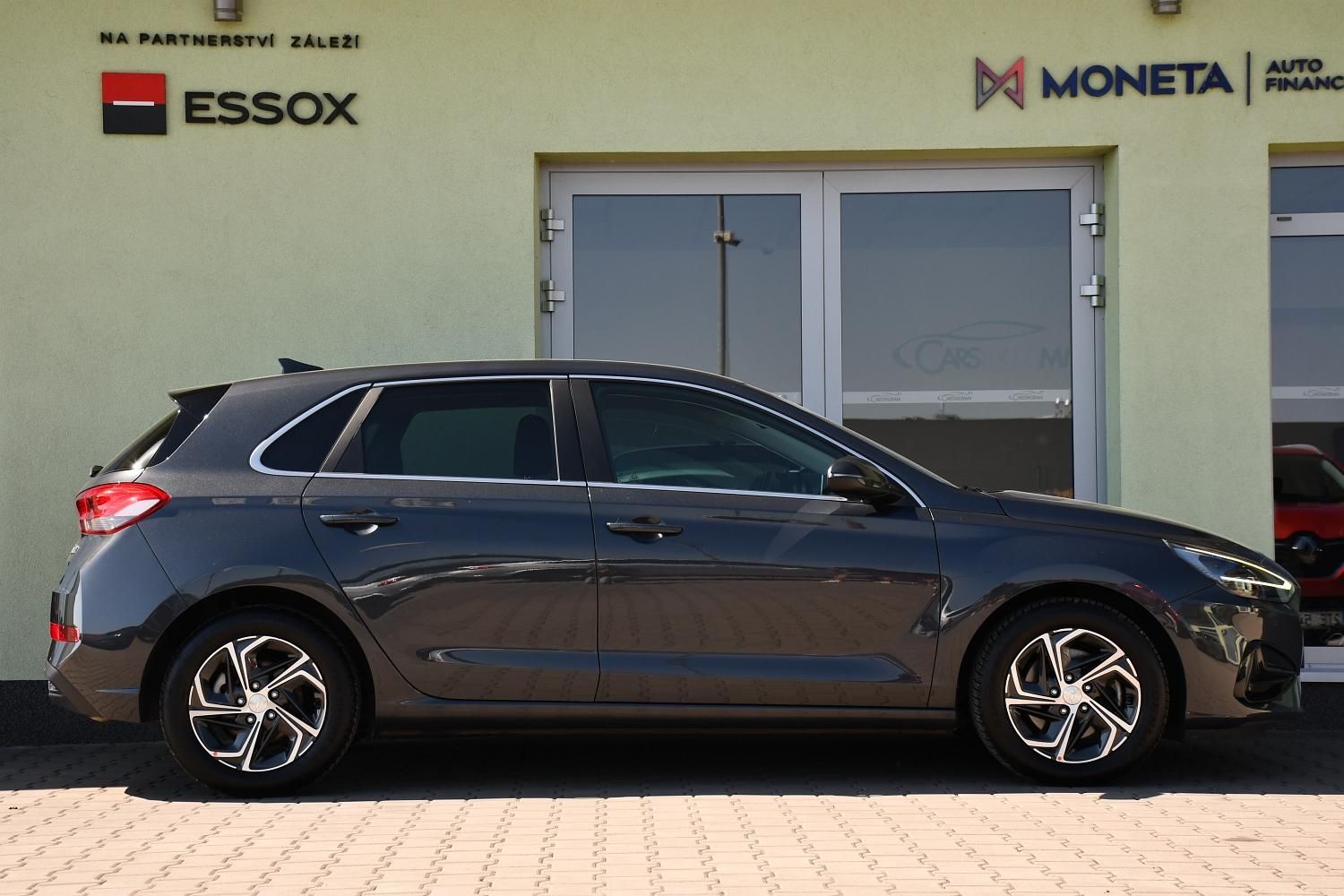 Hyundai i30, 1,0T-GDi FAMILY SMART DCT ČR - fotka 6