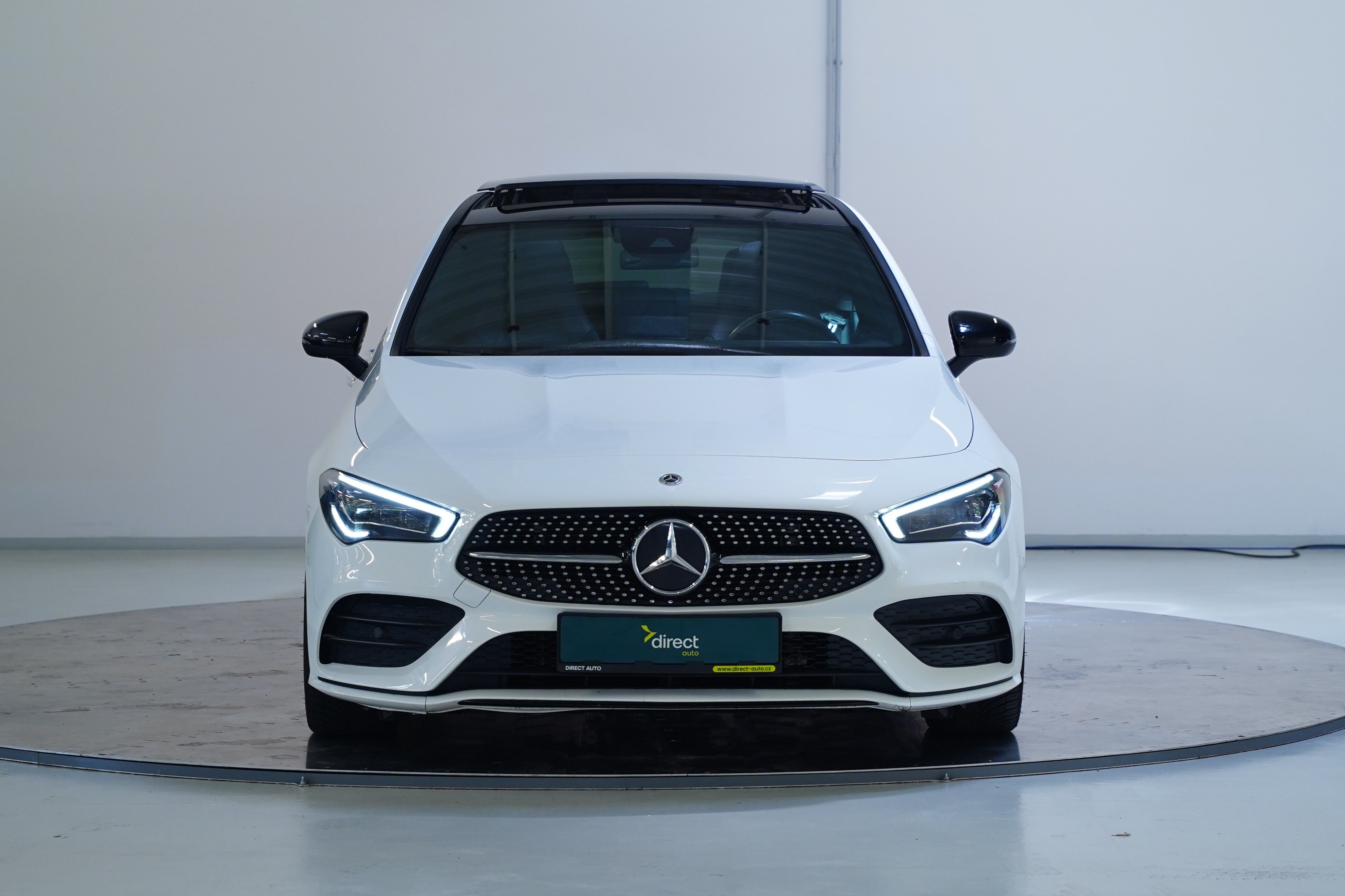 Mercedes-Benz CLA, 200d AMG-LINE 110 kw - fotka 4