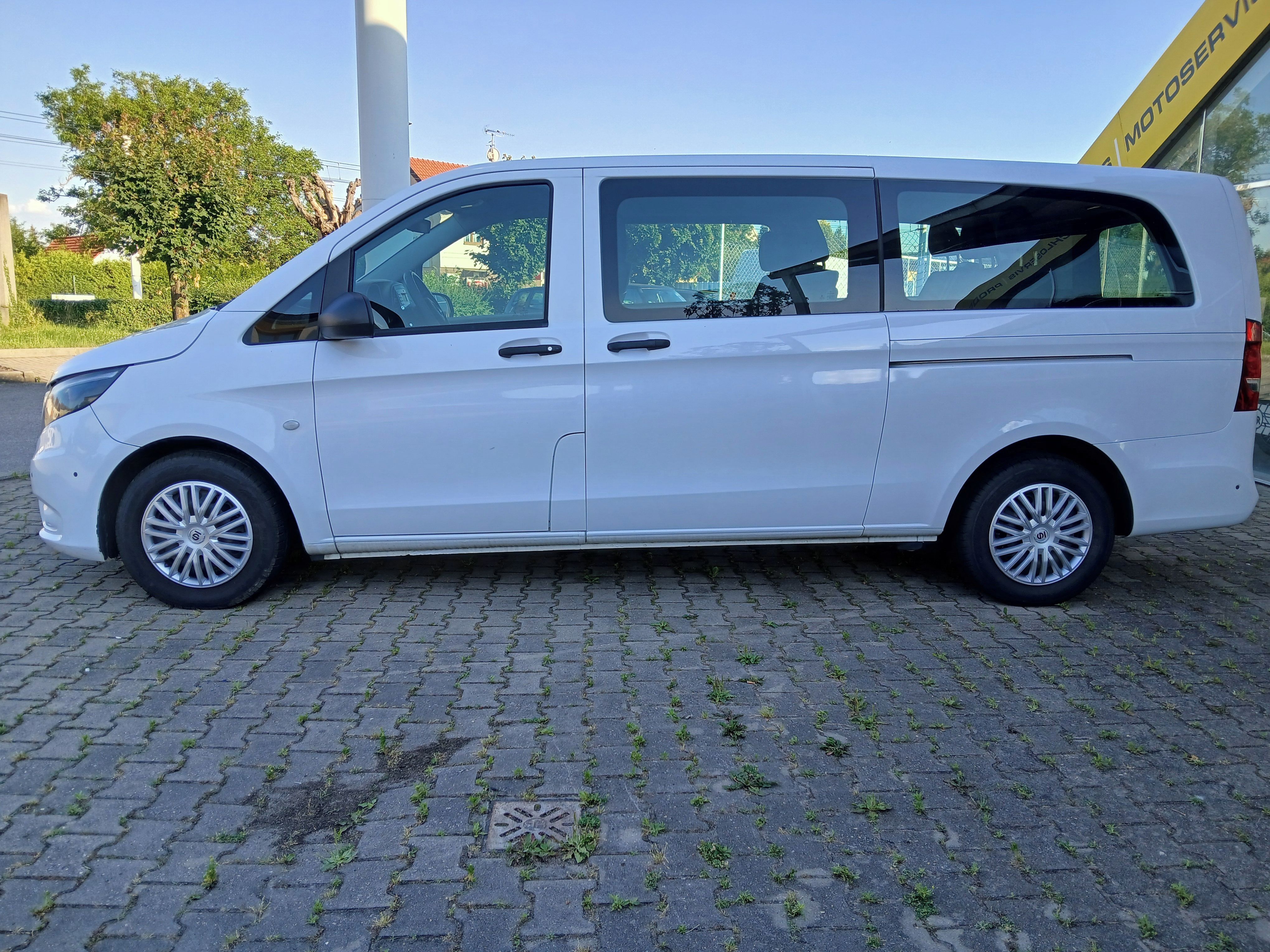 Mercedes-Benz Vito, Tourer 114CDI, extra L, 9 míst - fotka 2