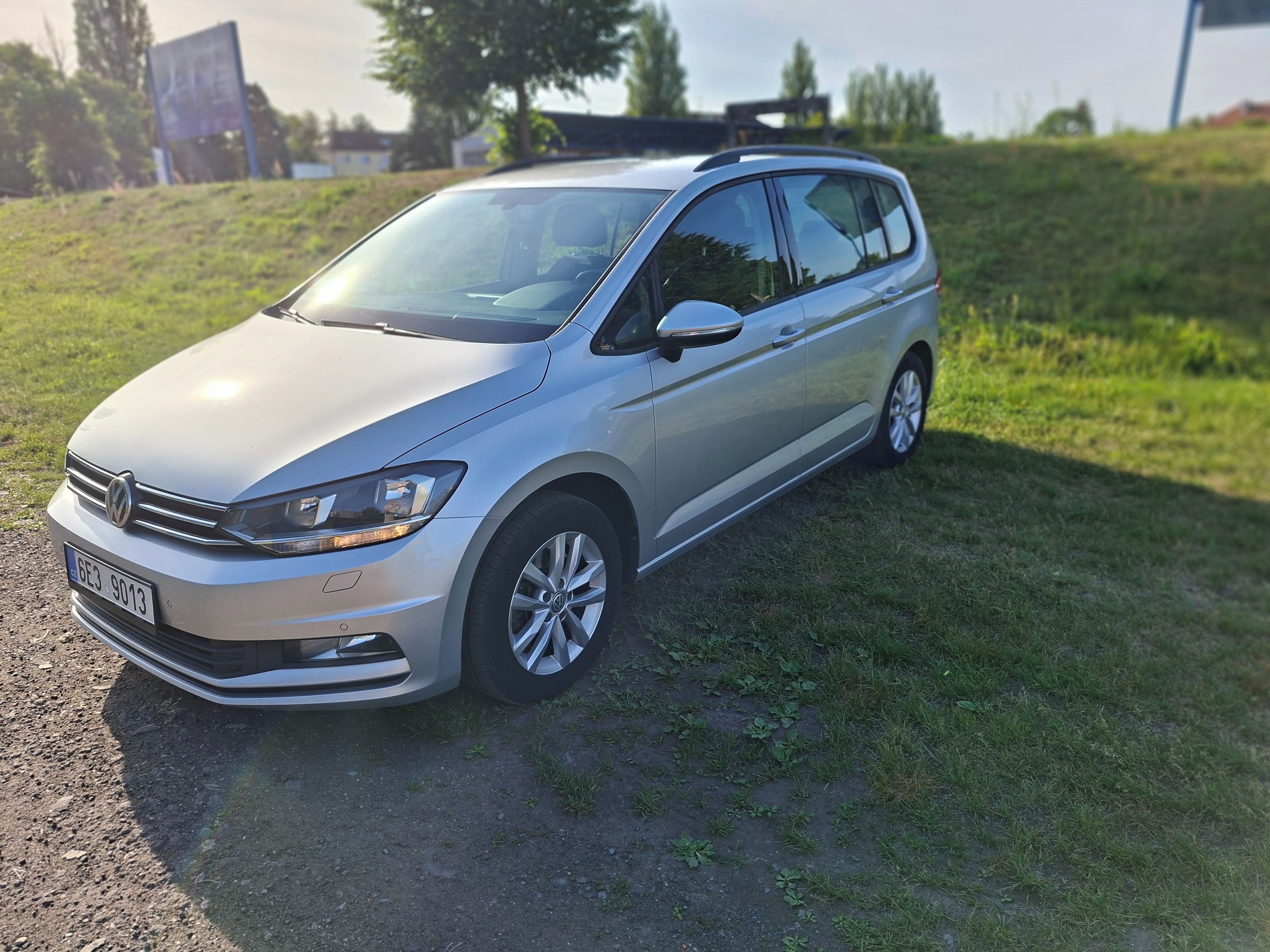 Volkswagen Touran, VW Touran 2.0 TDI 110 KW - fotka 2