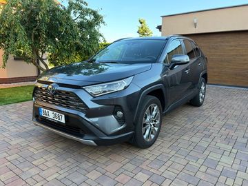 2.5 Hybrid 4x4 Executive CVT