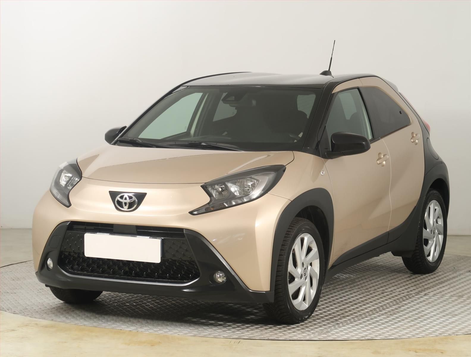 Toyota Aygo, 1.0 VVT-i, Automat, ČR,1.maj - fotka 2