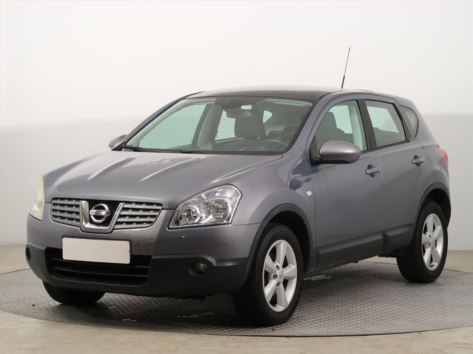 Nissan Qashqai, 2.0 dCi, Automatická klima - fotka 2
