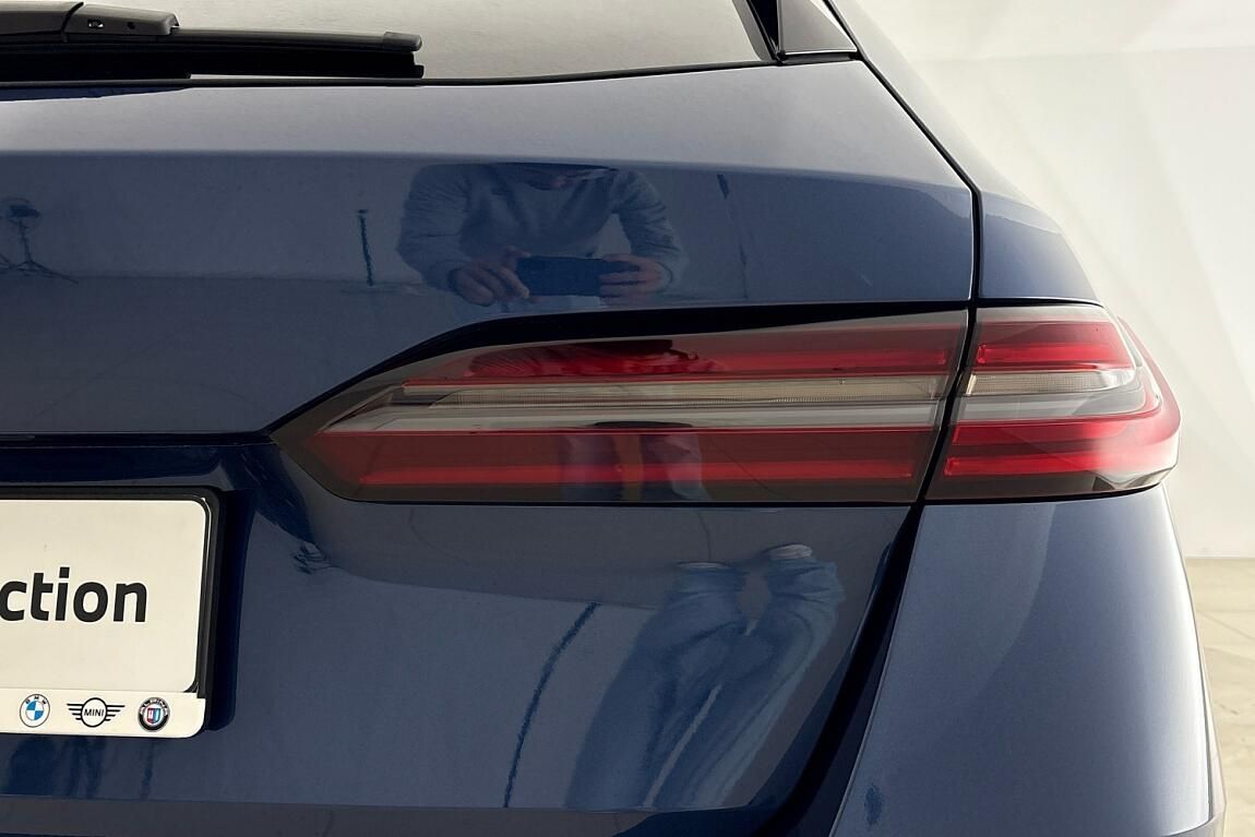 BMW Řada 5, řady 5 | 520d xDrive - fotka 4