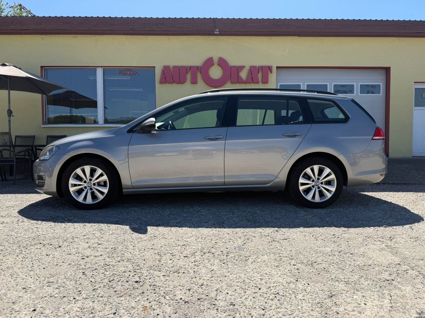 Volkswagen Golf, 1.6 TDi 81kW/1MAJ/Tempomat - fotka 6