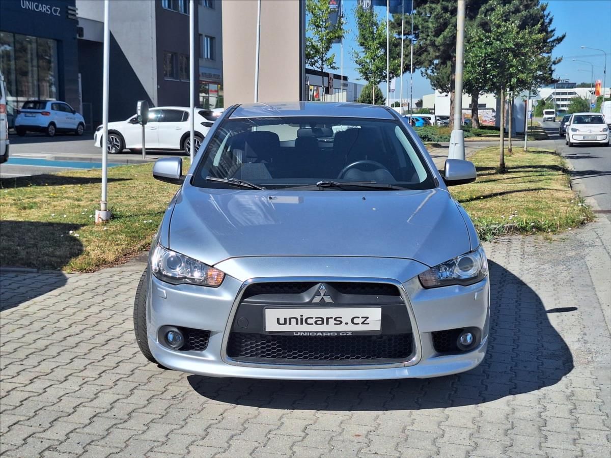 Mitsubishi Lancer, 1,6   poctivý komplet servis - fotka 2