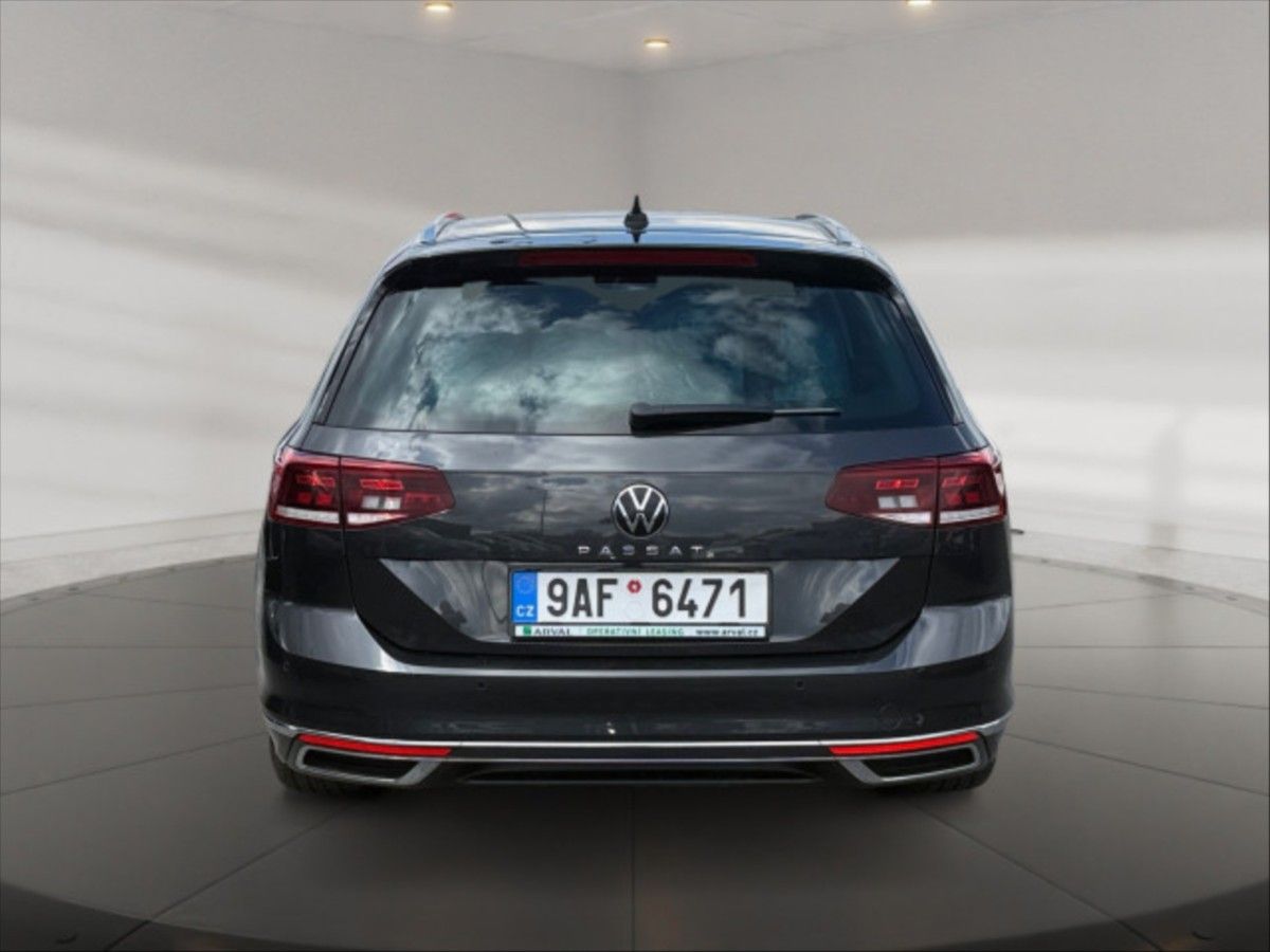 Volkswagen Passat, 2,0 TDI Elegance DSG - fotka 4
