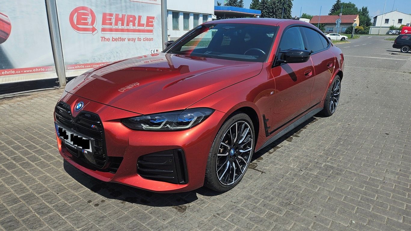 BMW i4, M50 xDrive SoH 98,3% M Sport - fotka 2
