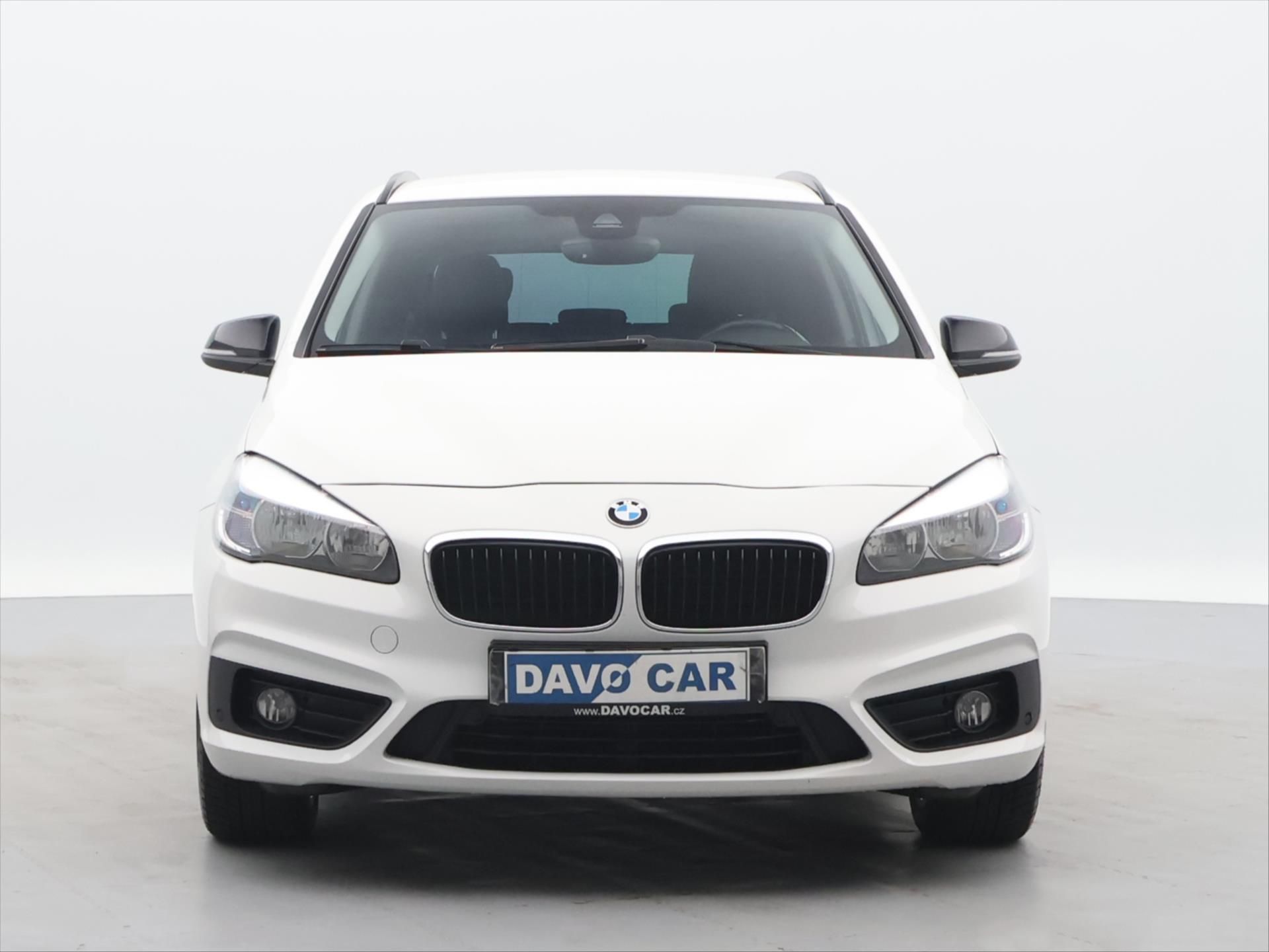 BMW Řada 2, 1,5 218d 85kW Sport line Aut. - fotka 2