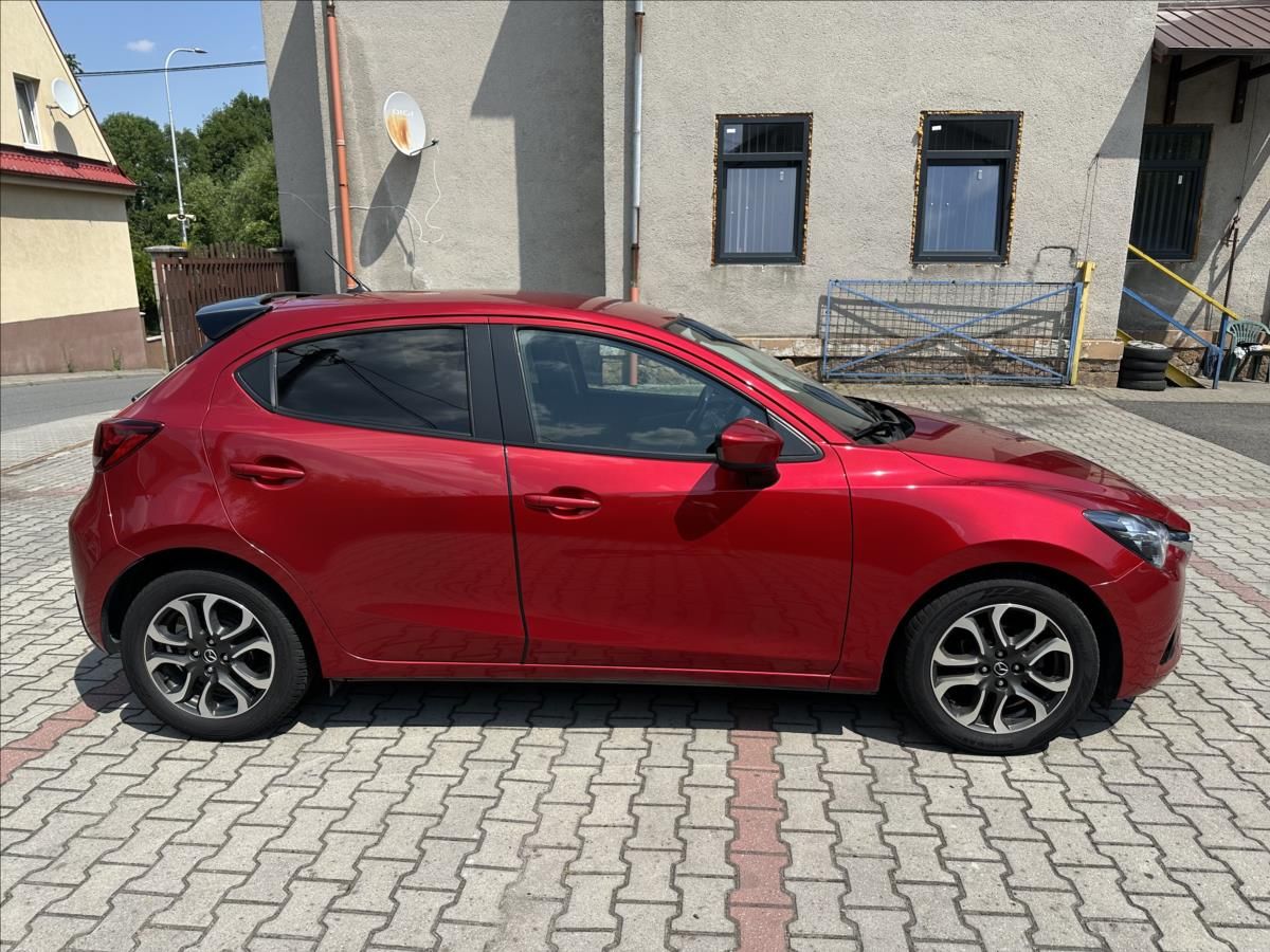 Mazda 2, 1,5 - fotka 2