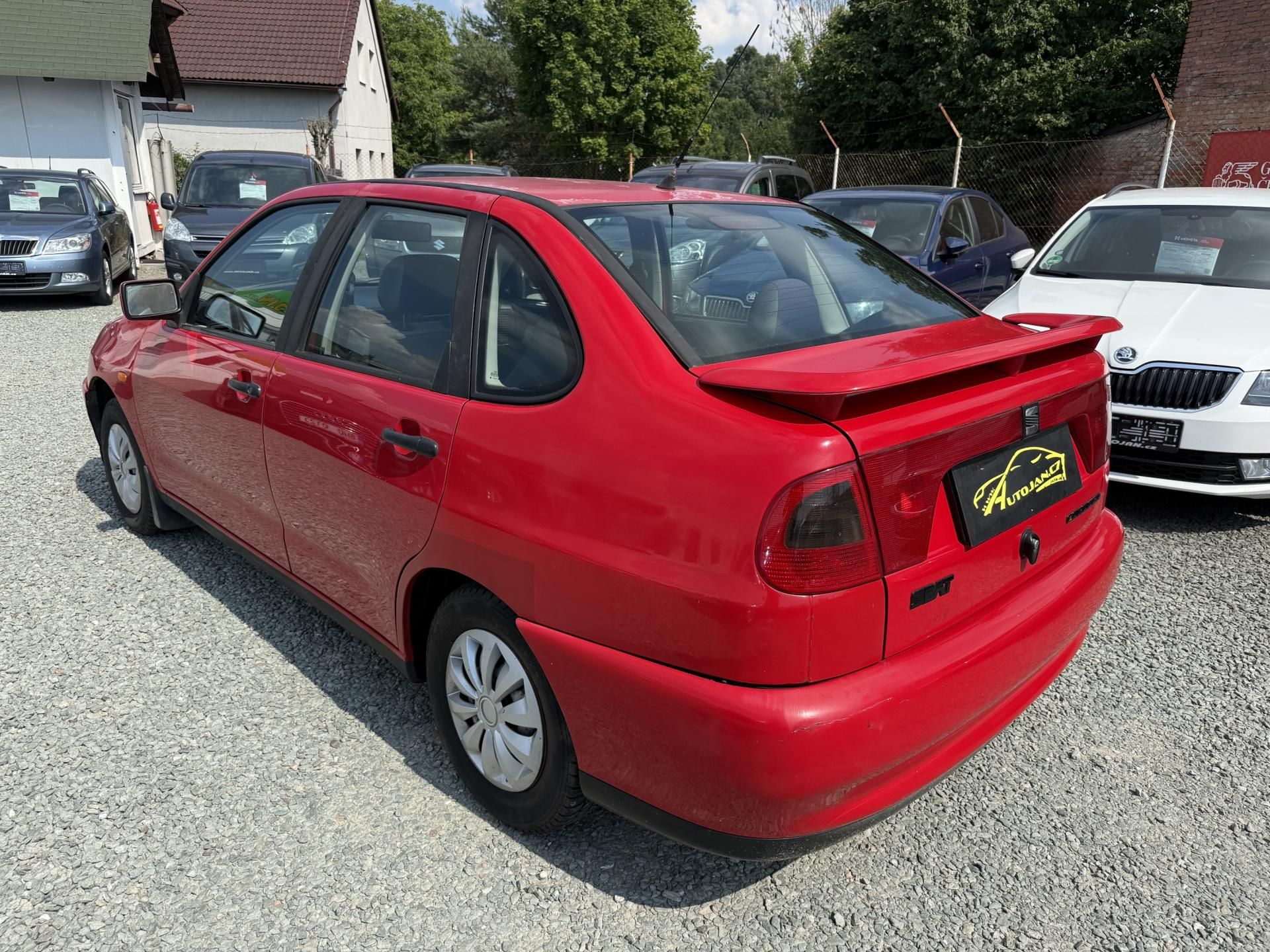 Seat Cordoba, 1.6i - fotka 4