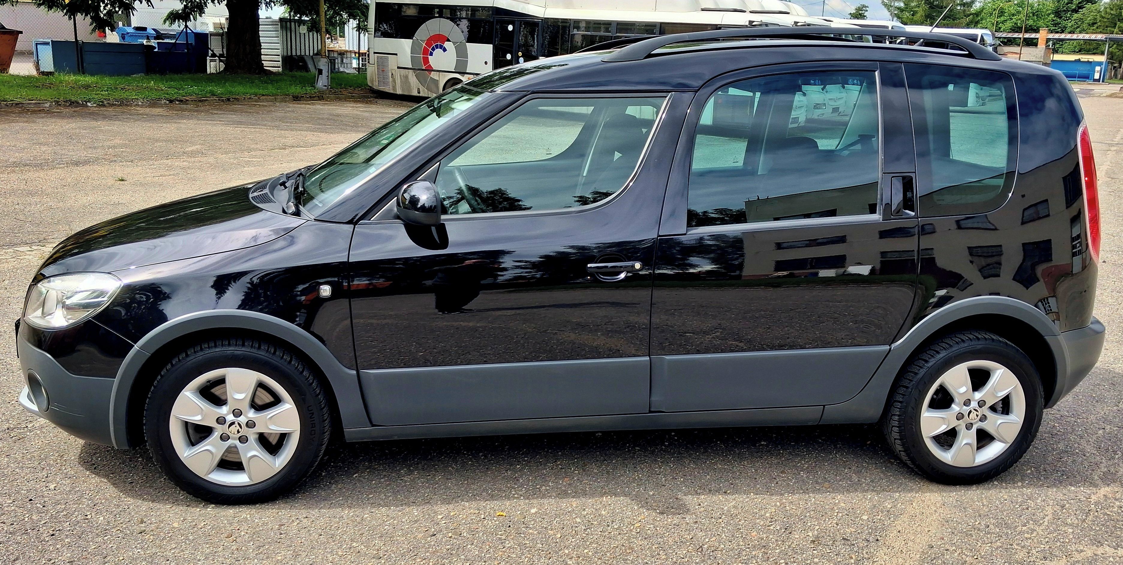 Škoda Roomster, 1.2 Tsi 77Kw SCOUT - fotka 2