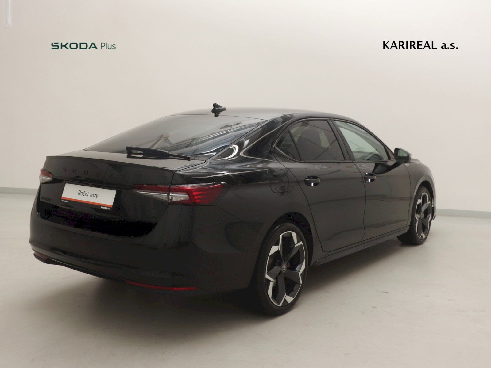 Škoda Superb, TSI iV 150kW DSG SportLine - fotka 2