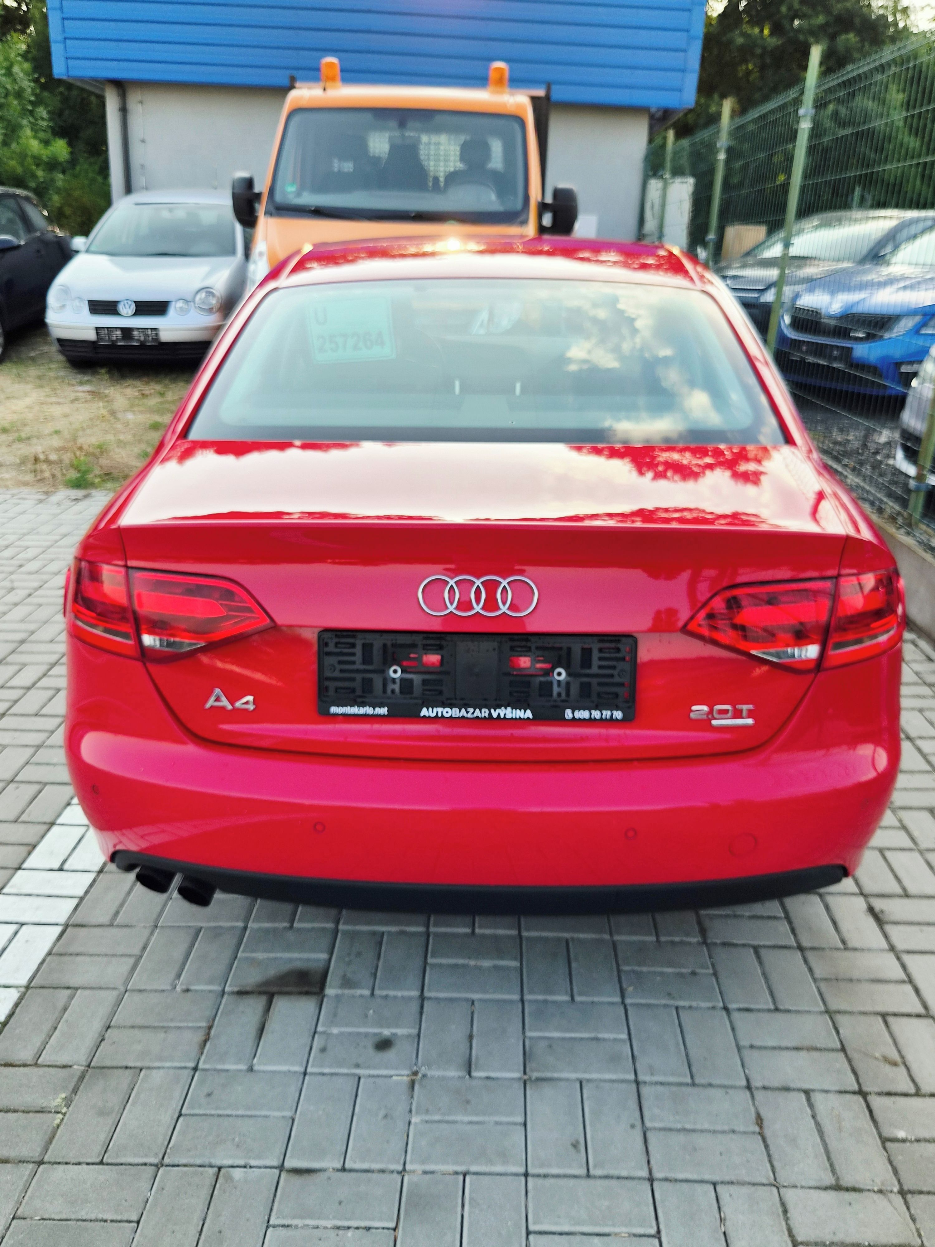 Audi A4, 2.0 i  - 140000 KM - fotka 6
