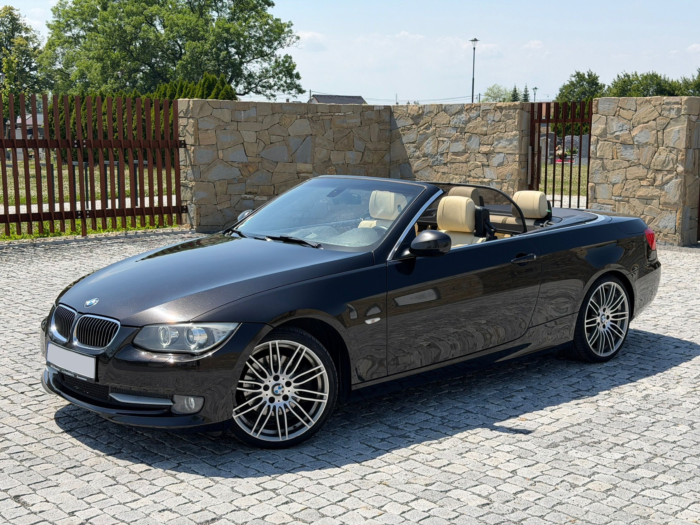 BMW Řada 3, 330d - Individual - facelift - fotka 4
