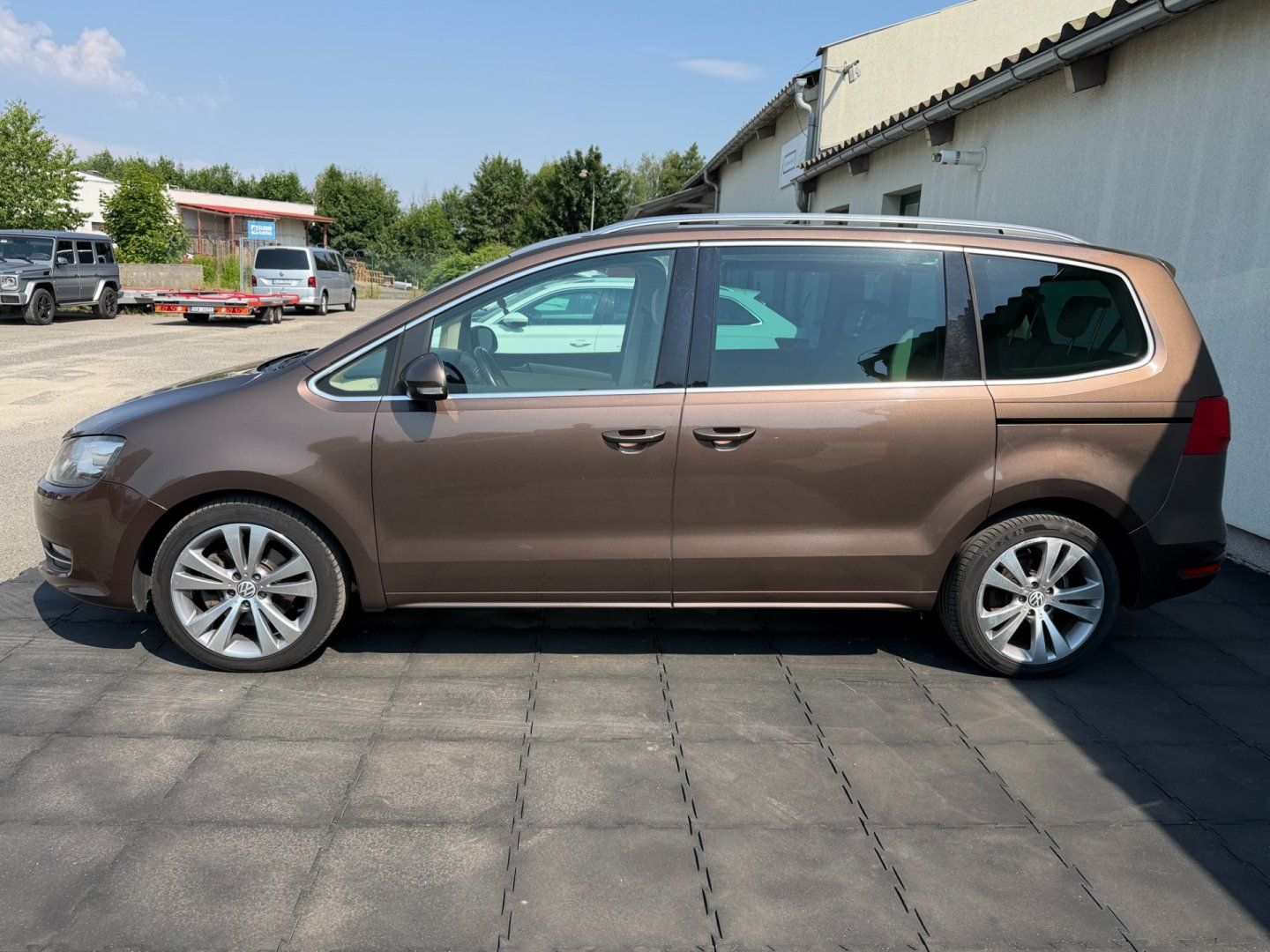 Volkswagen Sharan, 2.0TDi 130kW 7míst DCC, ČR - fotka 4