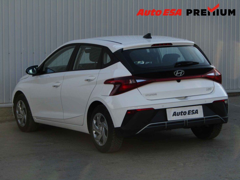 Hyundai i20, 1.2i,1.maj,ČR,STK2/28 - fotka 6