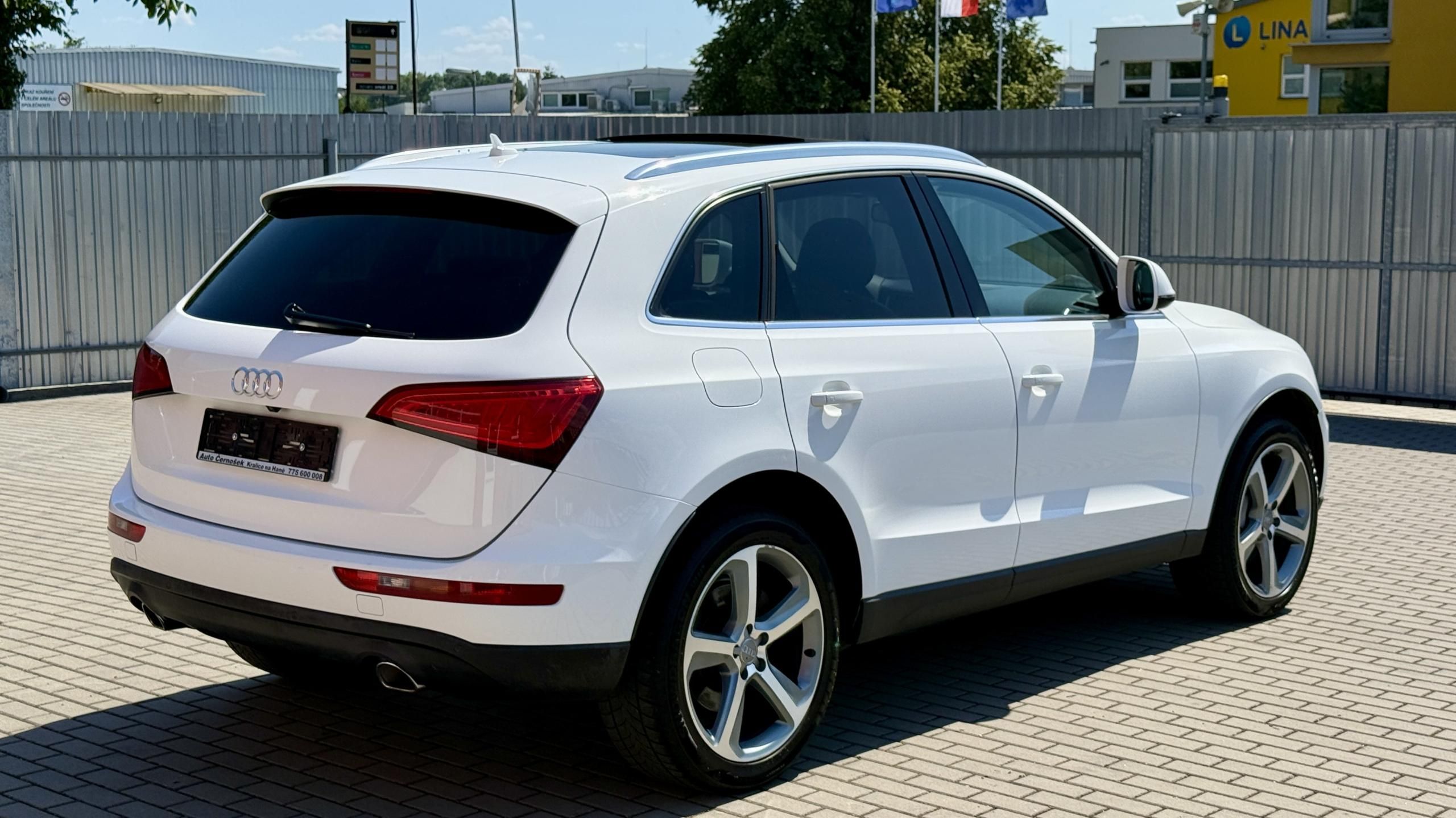 Audi Q5, 3.0TDi*180kW*QUATTRO*EXCLUSIVE - fotka 3