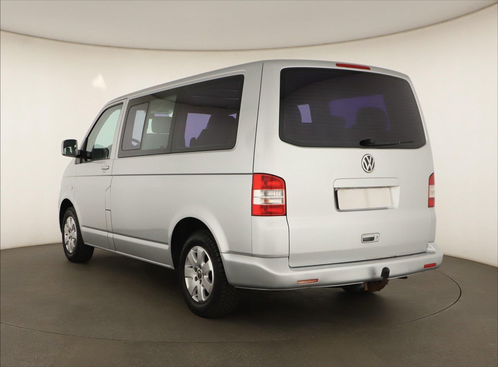 Volkswagen Multivan, 2.5 TDI, Klima, 1Maj, DPH - fotka 4