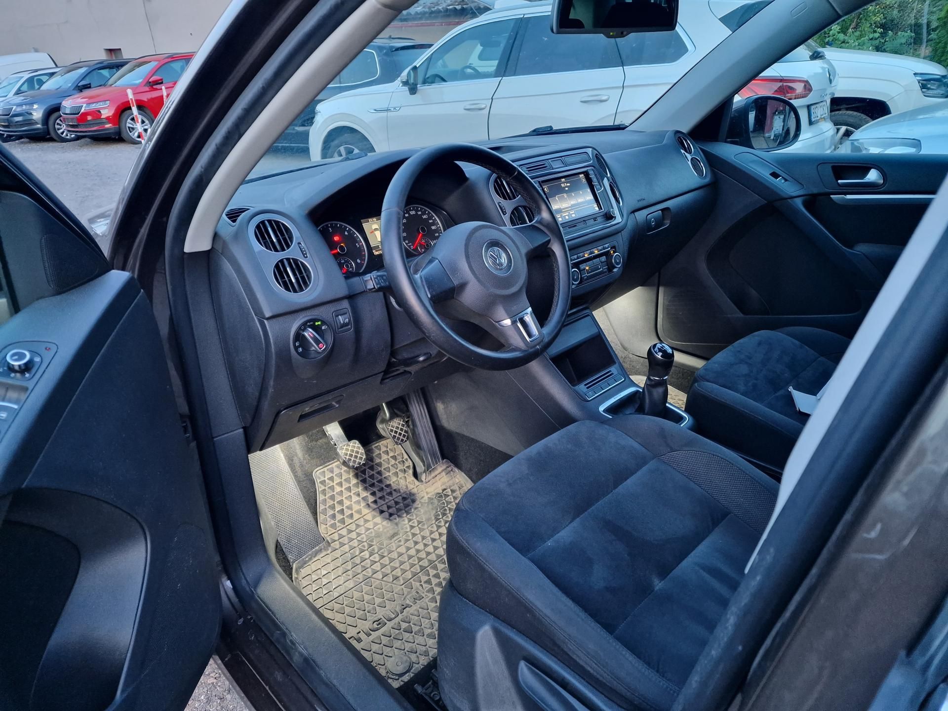 Volkswagen Tiguan, 2,0TDI 125KW 4x4 SPORT&STYLE - fotka 5