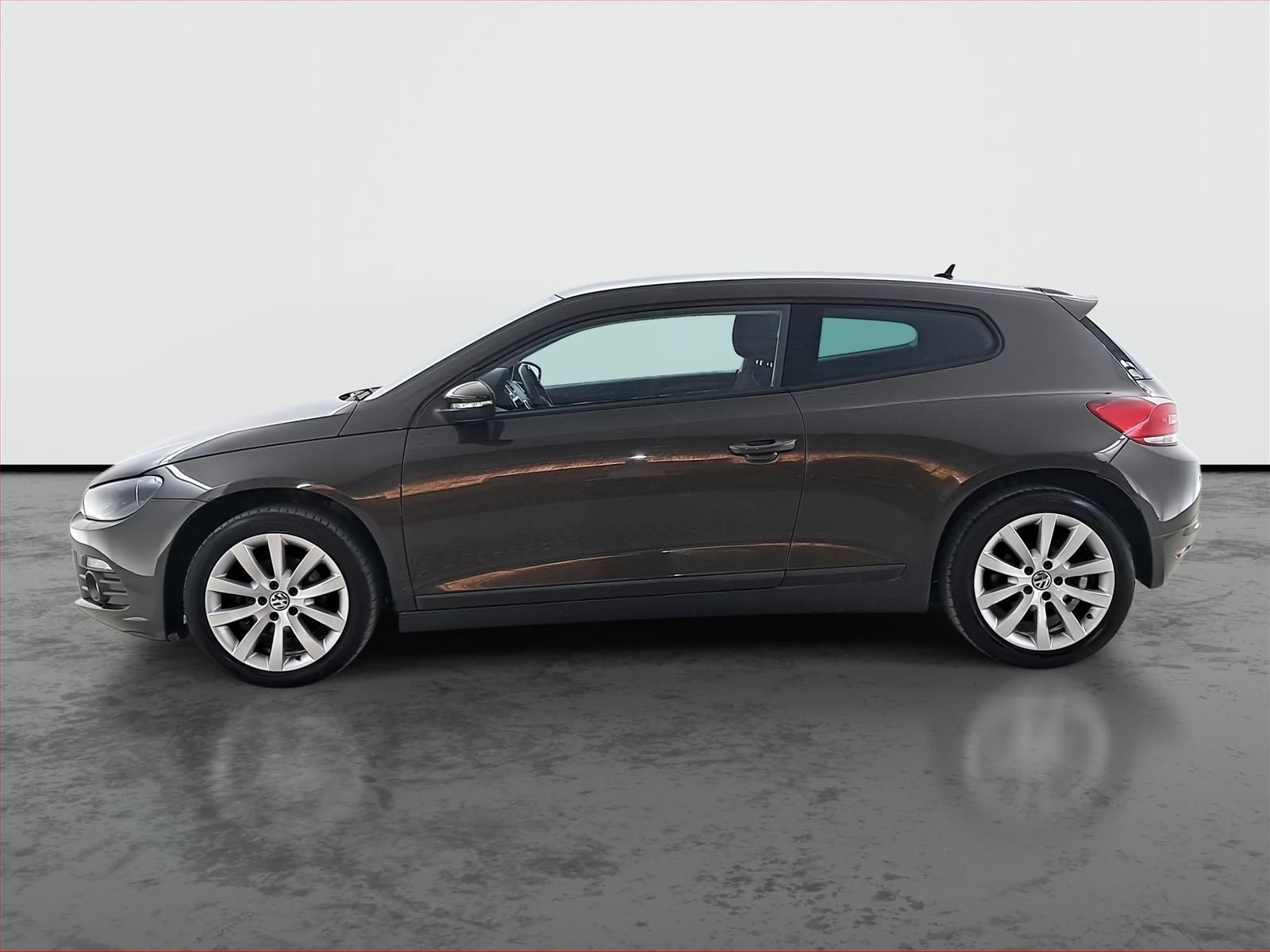 Volkswagen Scirocco, 1.4 TSI, Automatická klima - fotka 3