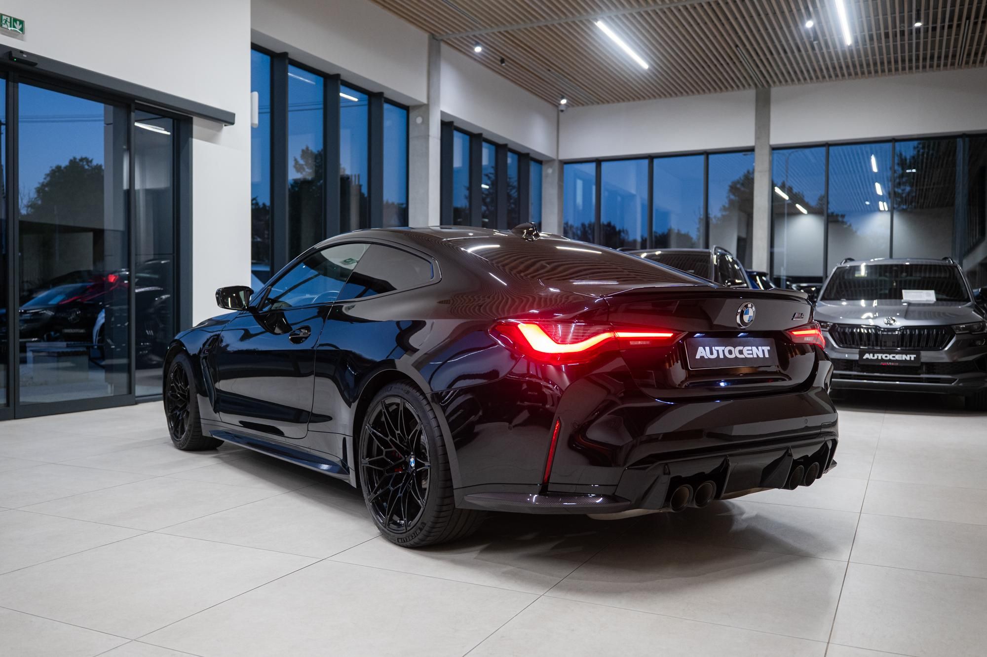 BMW M4, COMPETITION xDrive - fotka 4