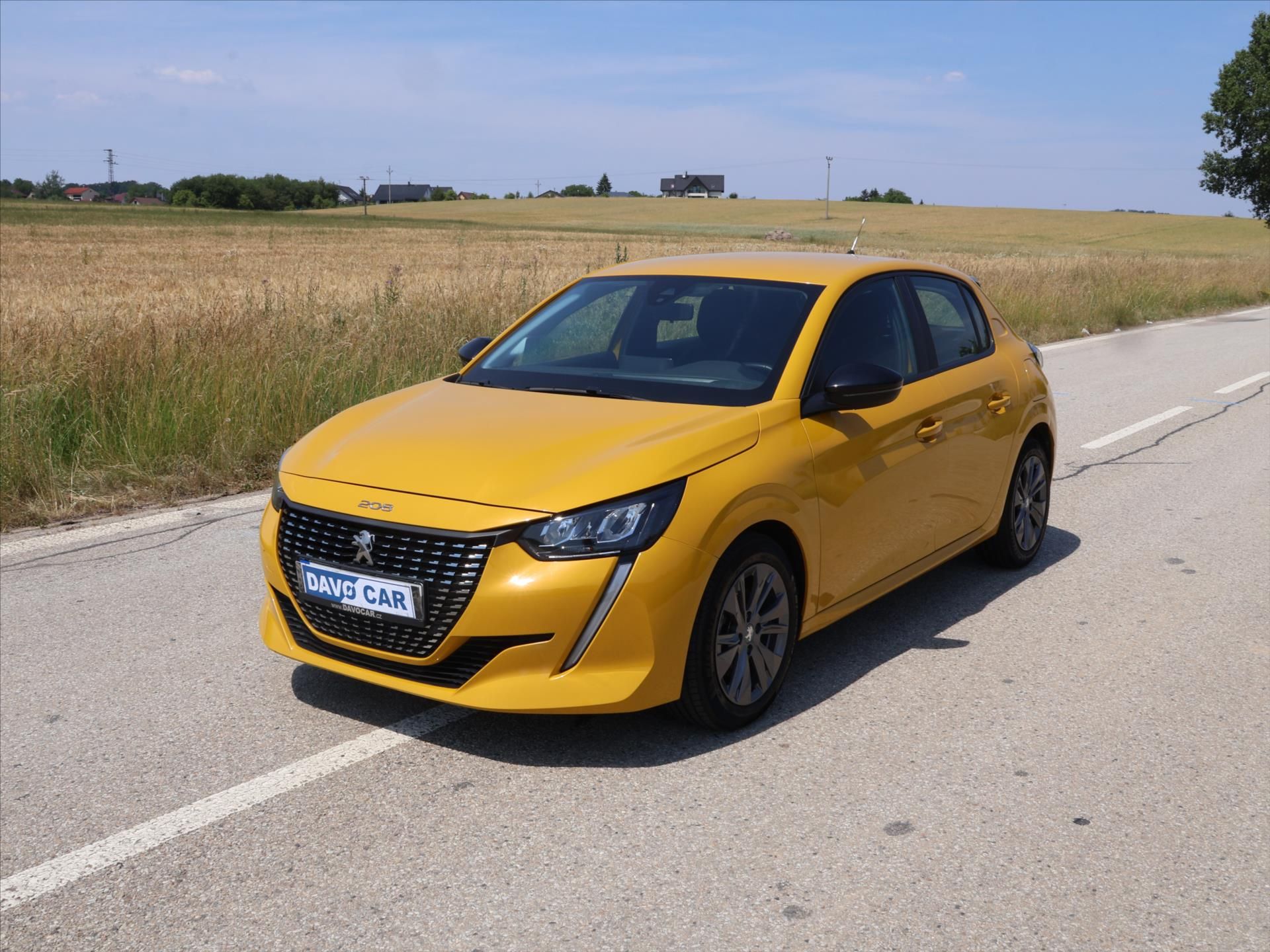Peugeot 208, 1,2 Pure Tech 74 kW Allure - fotka 3
