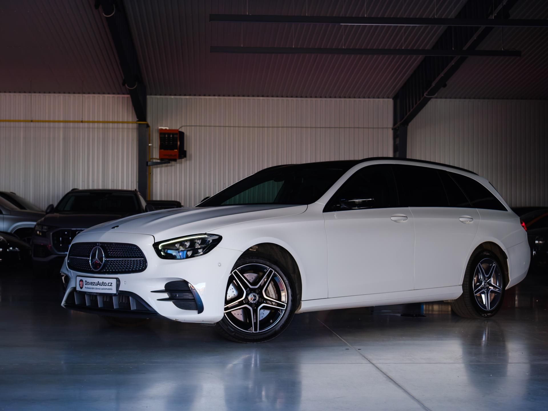 Mercedes-Benz Třídy E, 300de 4MATIC AMG Line, DPH - fotka 2