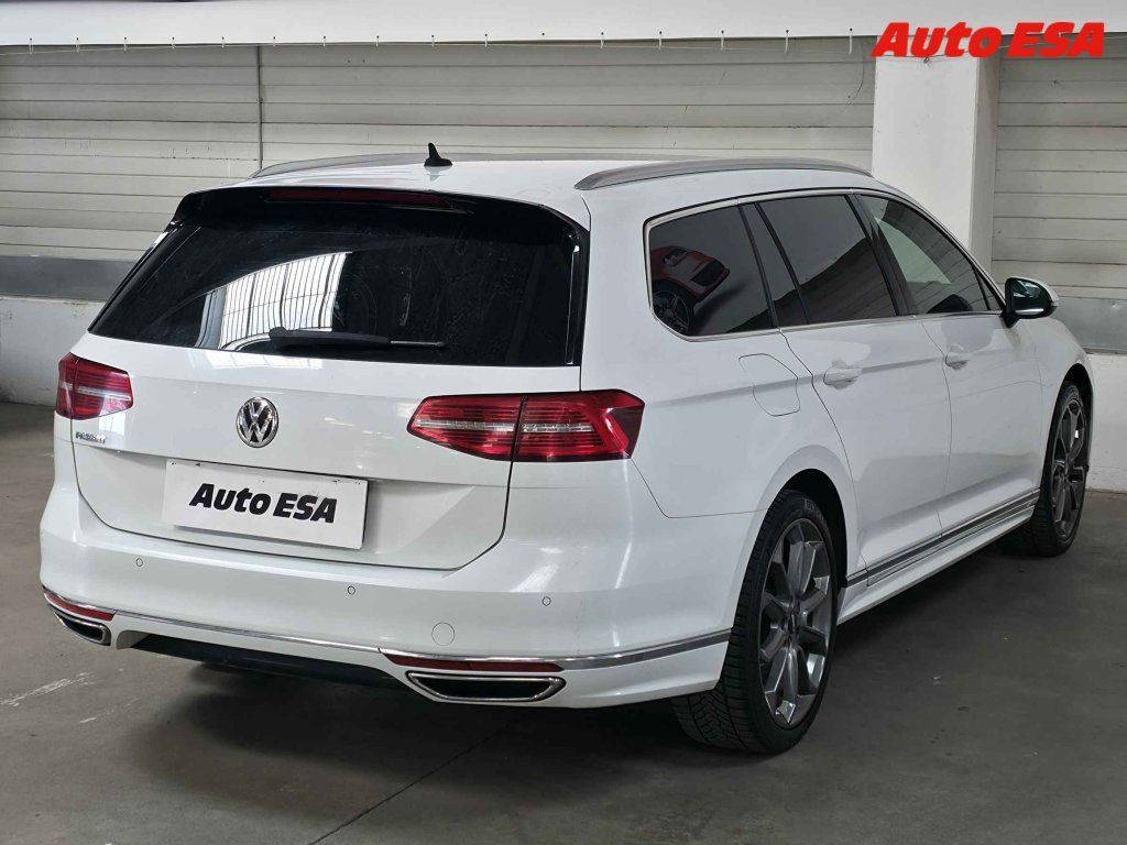 Volkswagen Passat, 2.0 - fotka 6