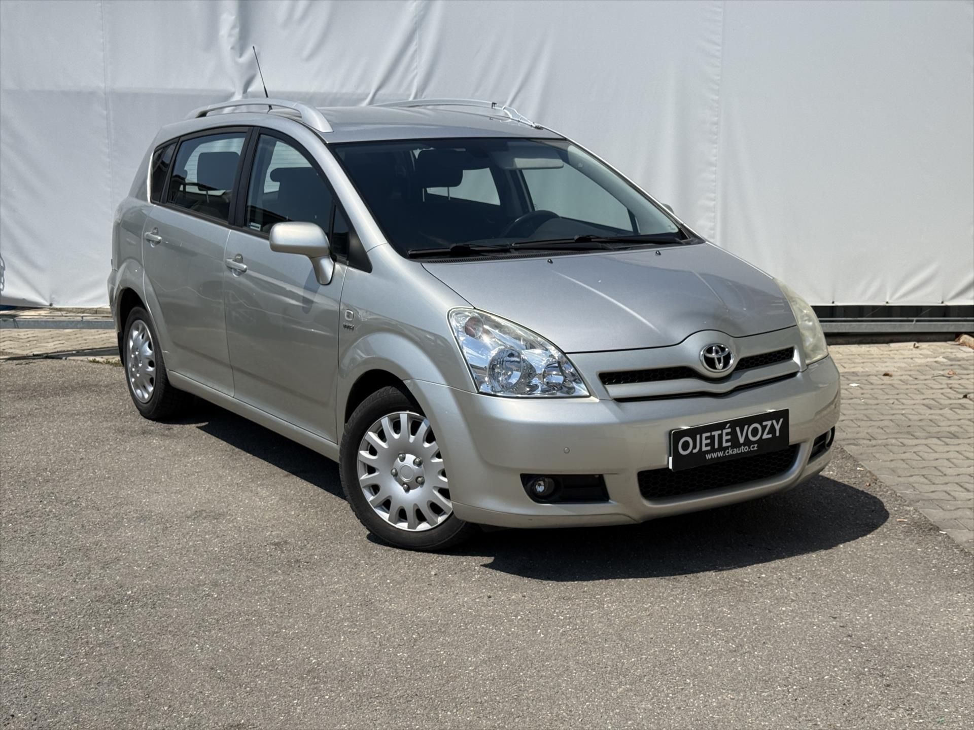 Toyota Corolla Verso, 1,8 - fotka 3