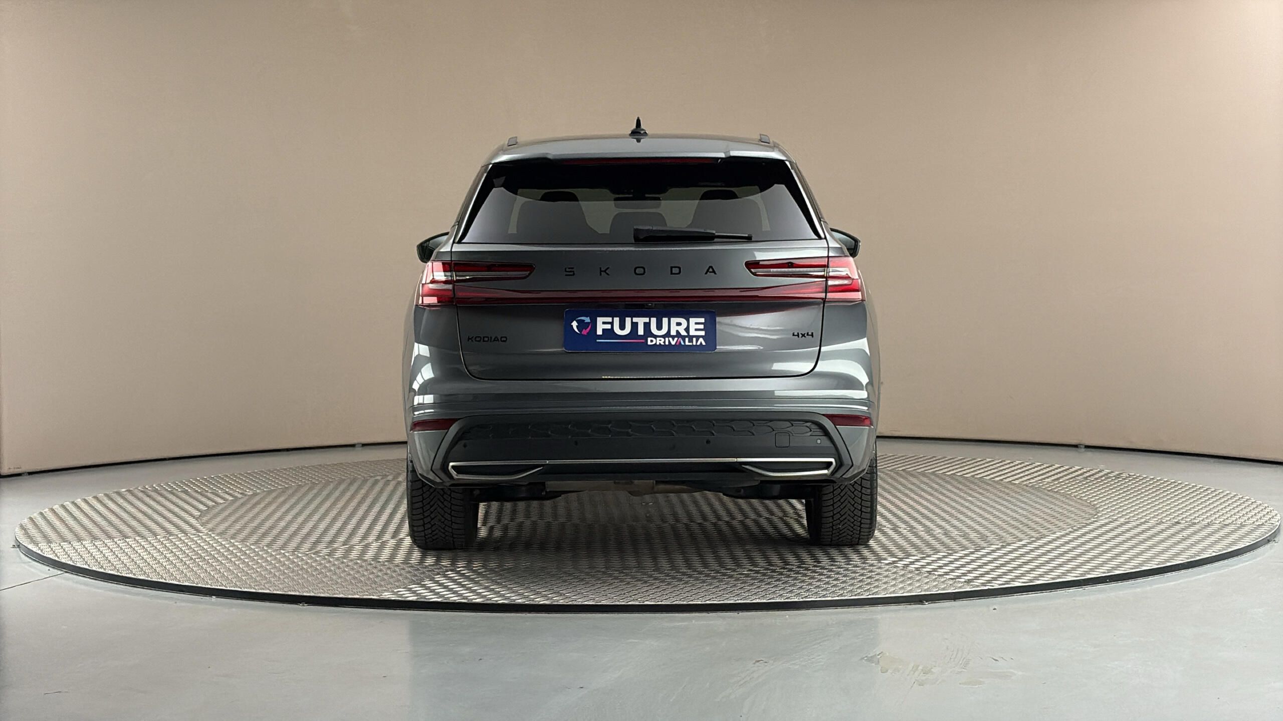 Škoda Kodiaq, 2.0 TDI DSG 4x4 Sportline - fotka 5