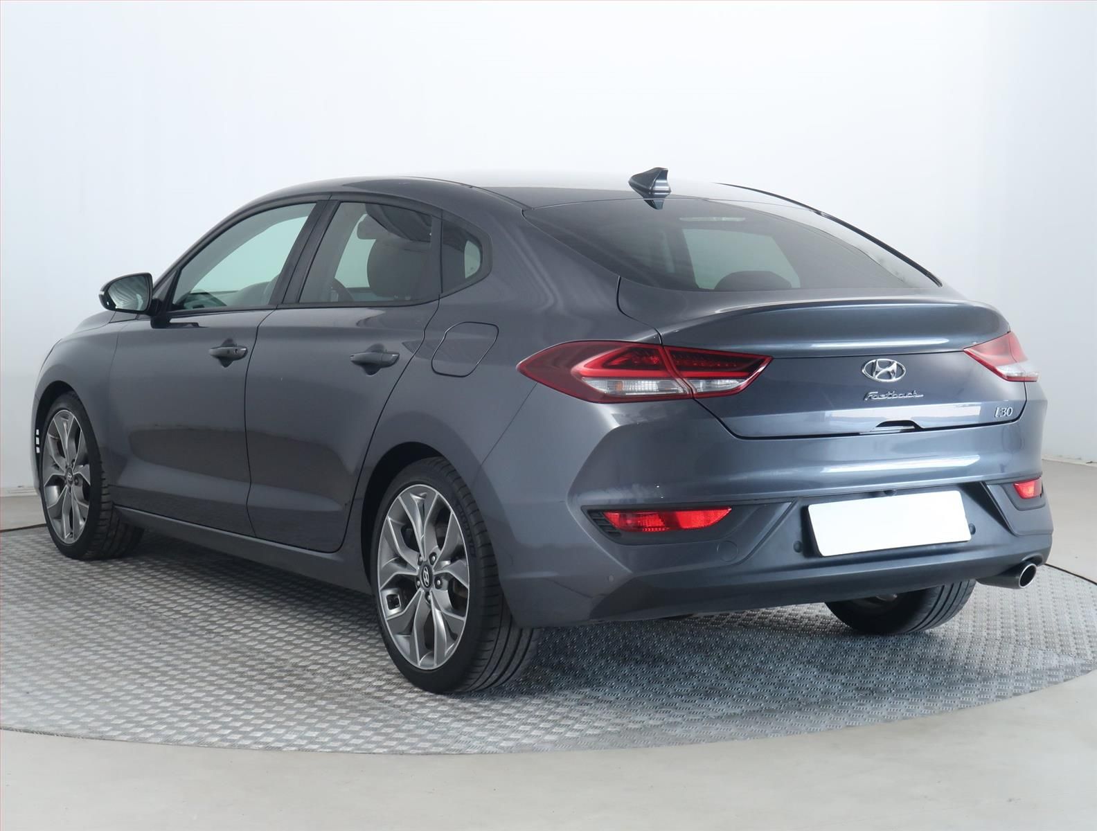 Hyundai i30, 1.4 T-GDI, Style, Automat - fotka 4