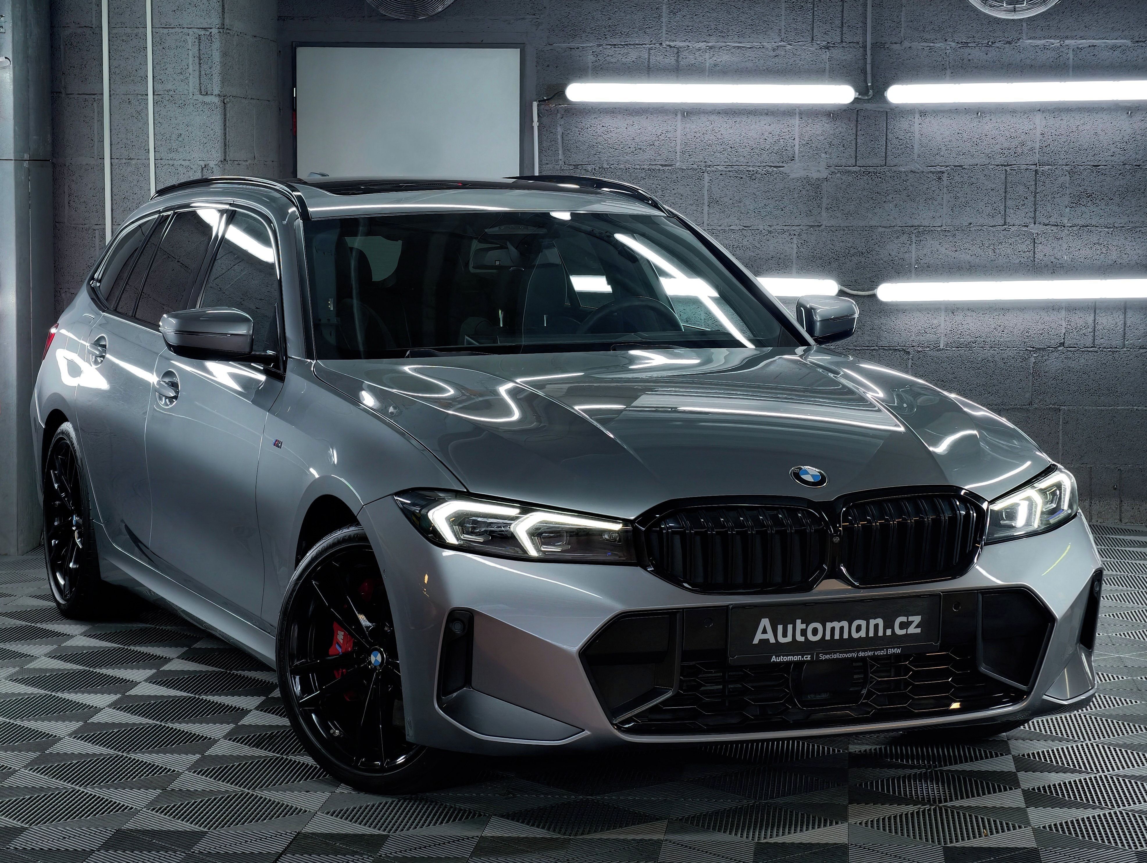 BMW Řada 3, 330dx M|4x4|LED|Pano|Tažné