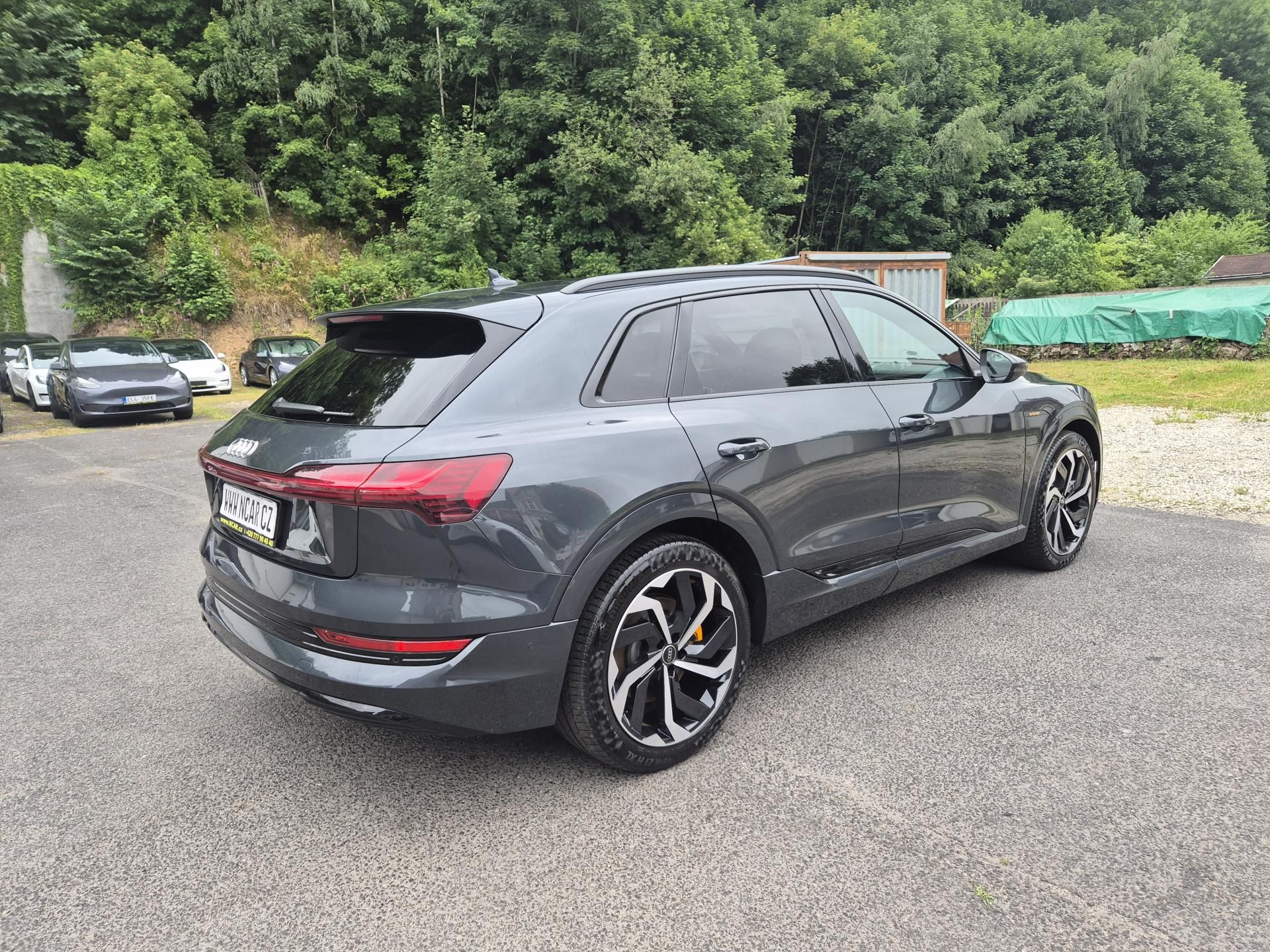 Audi e-tron, 55 QUATTRO 300kw 21ALU - fotka 5