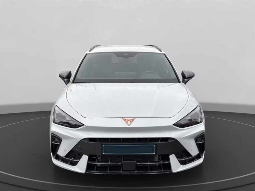 Cupra Leon, 2.0 TSI 4Drive Sportstourer - fotka 3