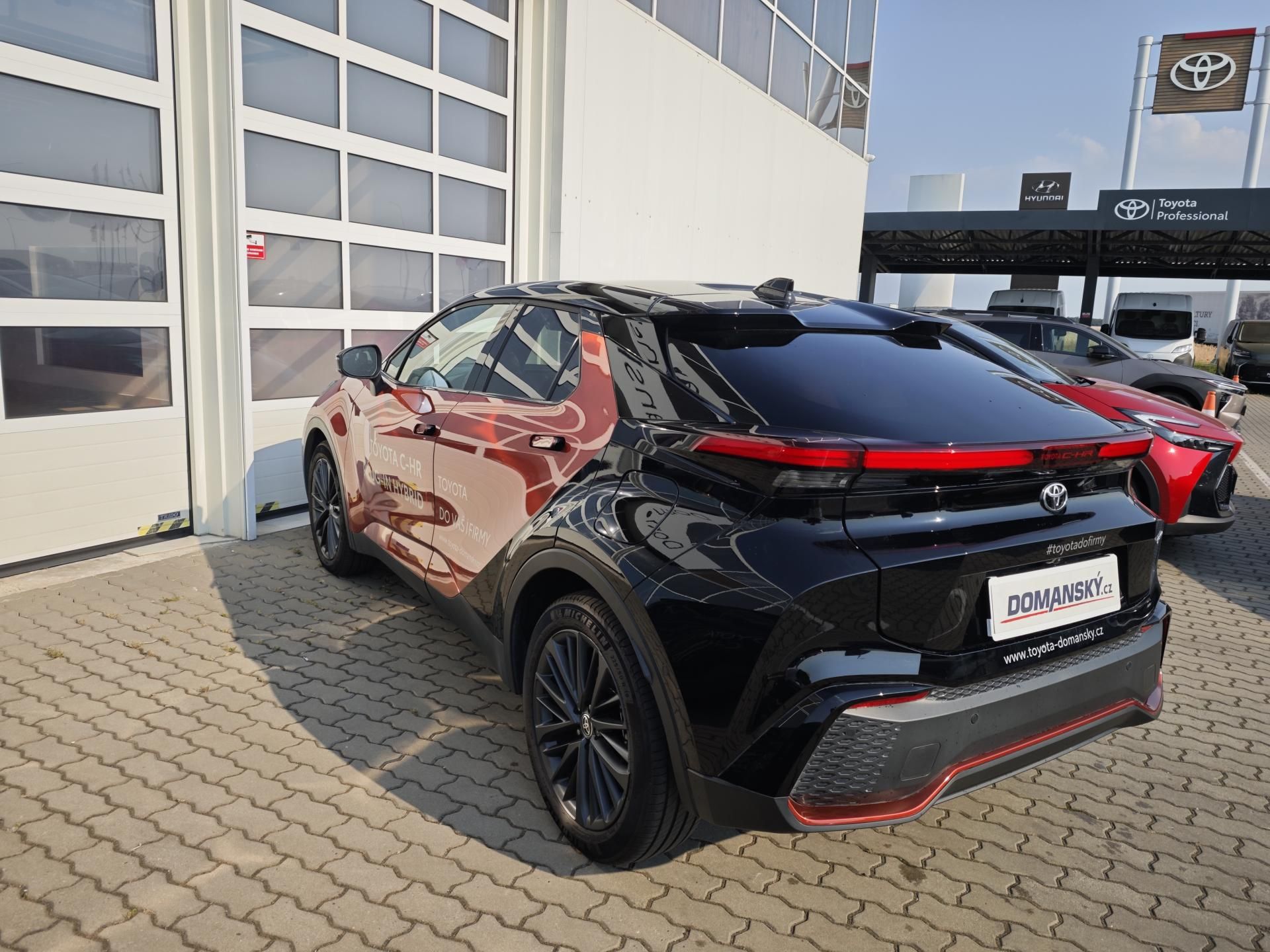Toyota C-HR, 2.0L PHEV CVT Tokyo Edition - fotka 6