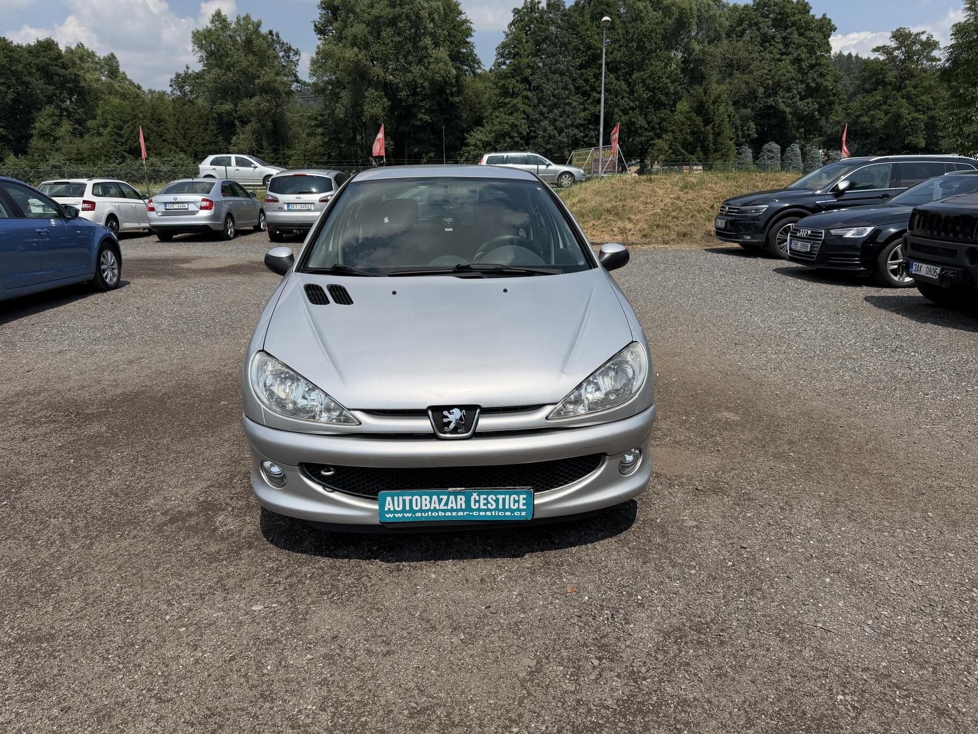 Peugeot 206, 1.4i - fotka 2