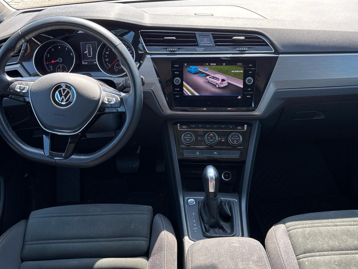 Volkswagen Touran, 1.5 TSI / 110 kW Maraton Editi - fotka 6