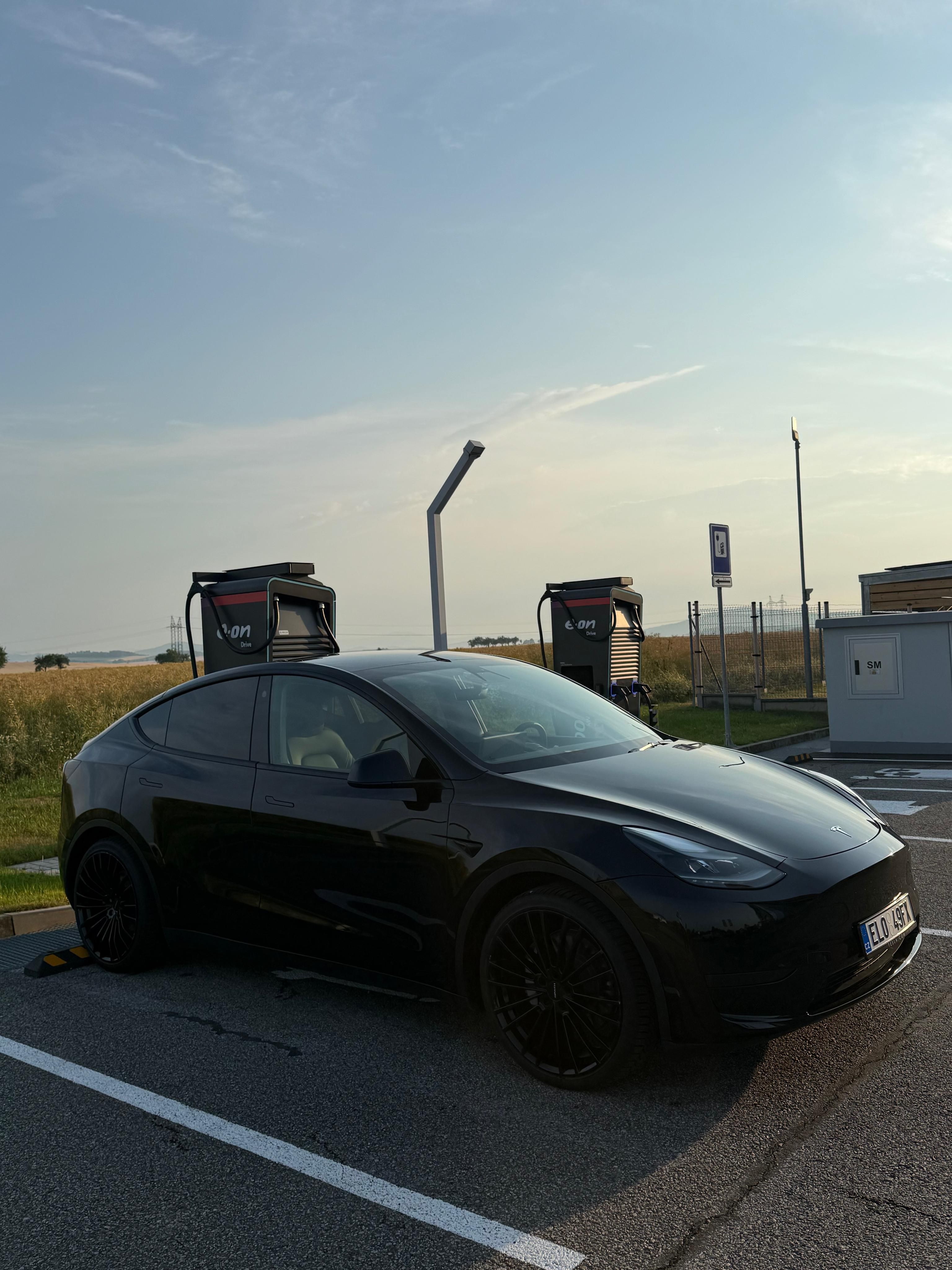 Tesla Model Y, Tesla Model Y - fotka 2