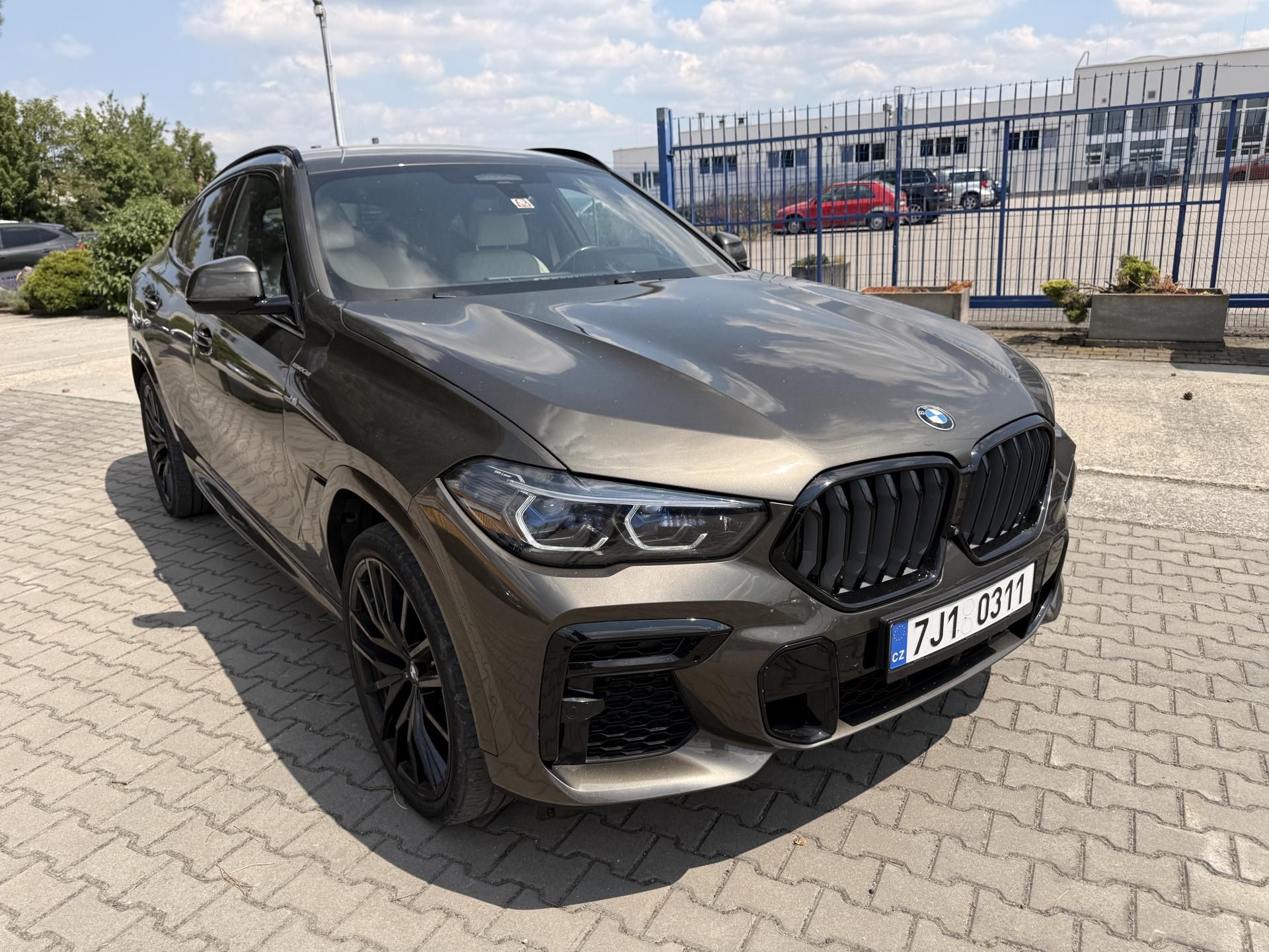BMW X6, 40D, M-SPORT,ČR,PŘIPRAVUJEME - fotka 5
