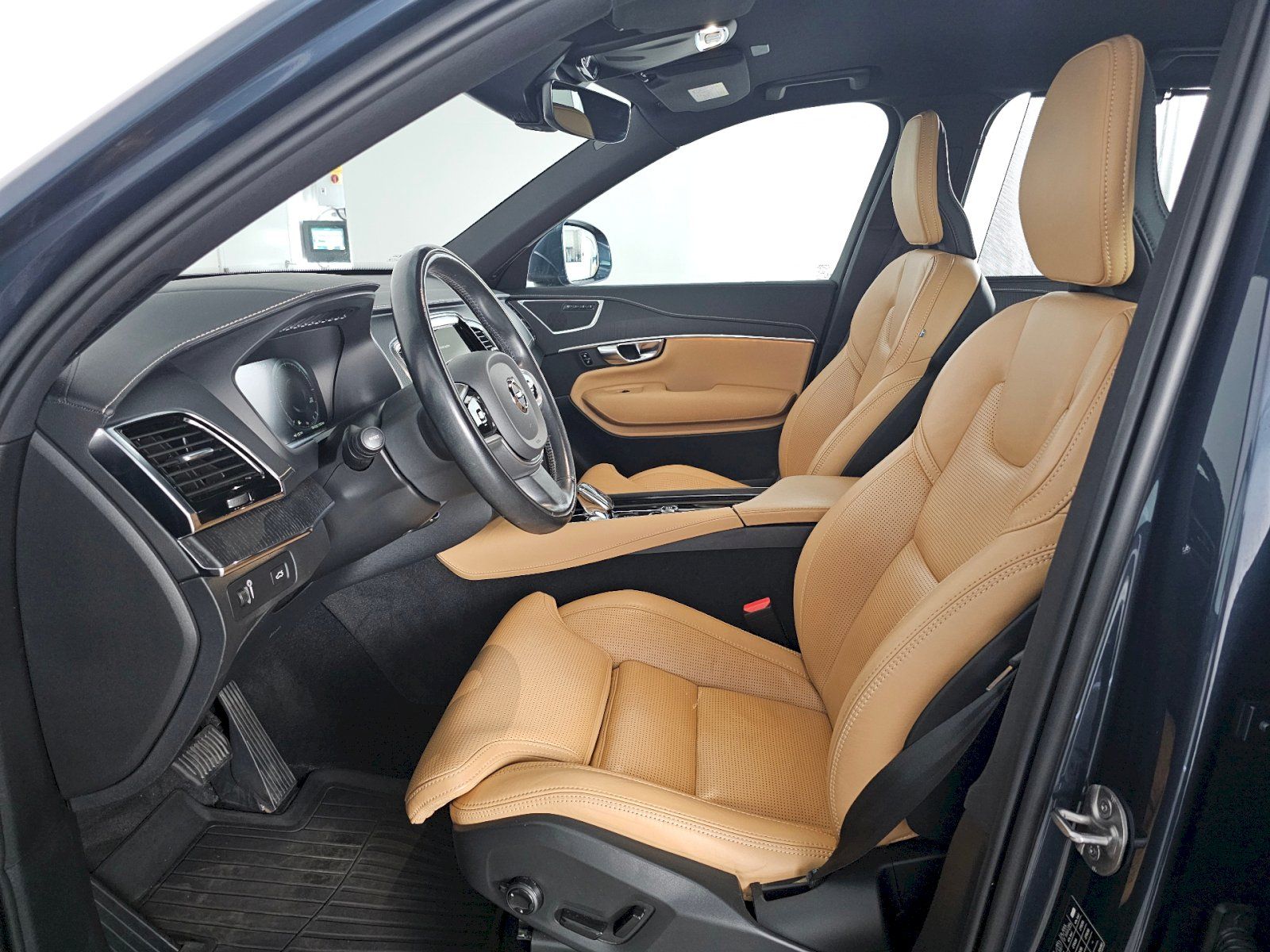 Volvo XC90, B5 AWD INSCRIPTION - fotka 6