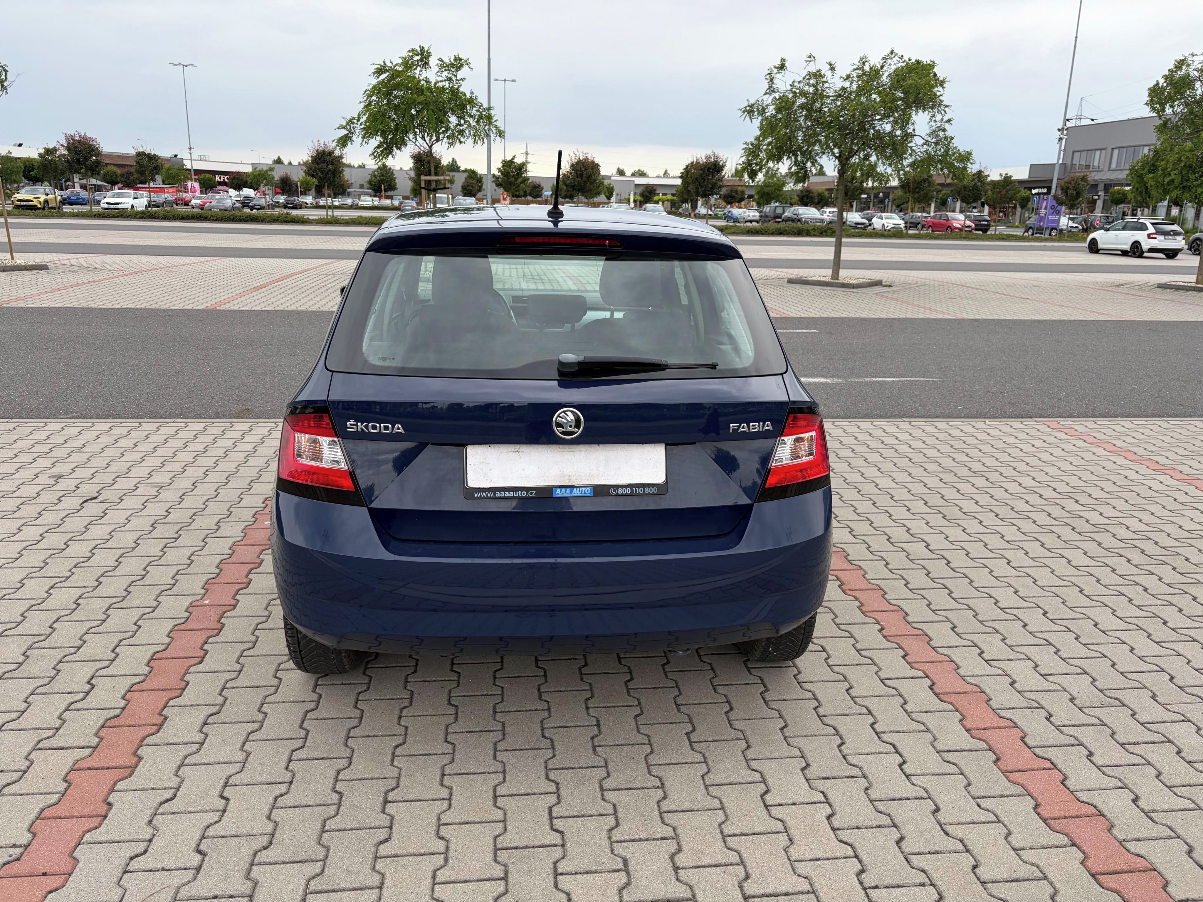 Škoda Fabia, III 1.0 MPi klima ČR - fotka 4