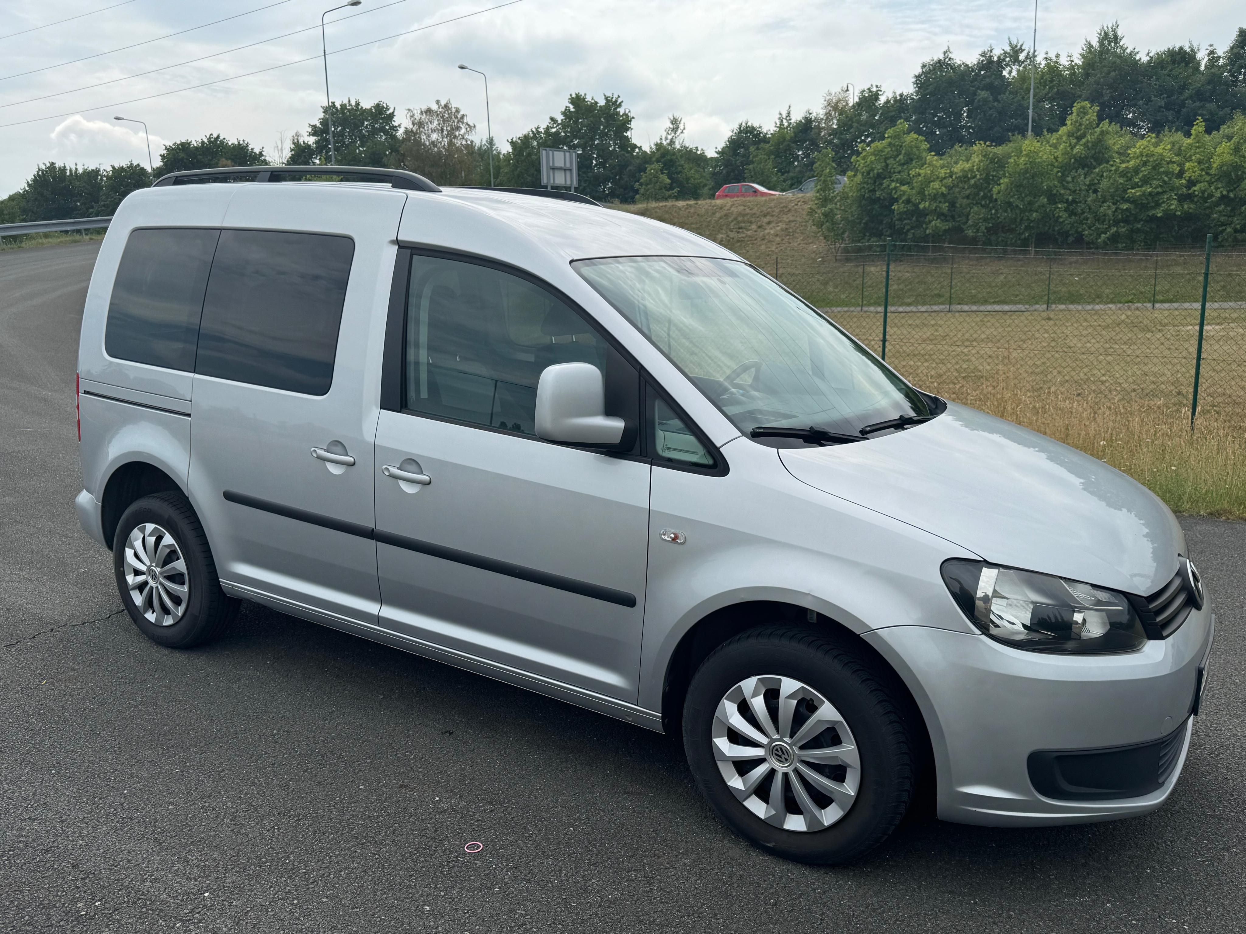 Volkswagen Caddy, FAMILY 1.6TDI DOVOZ BELGIE - fotka 2