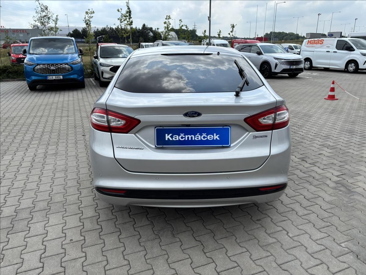 Ford Mondeo, 1,5 EcoBoost 121kW Titanium - fotka 4