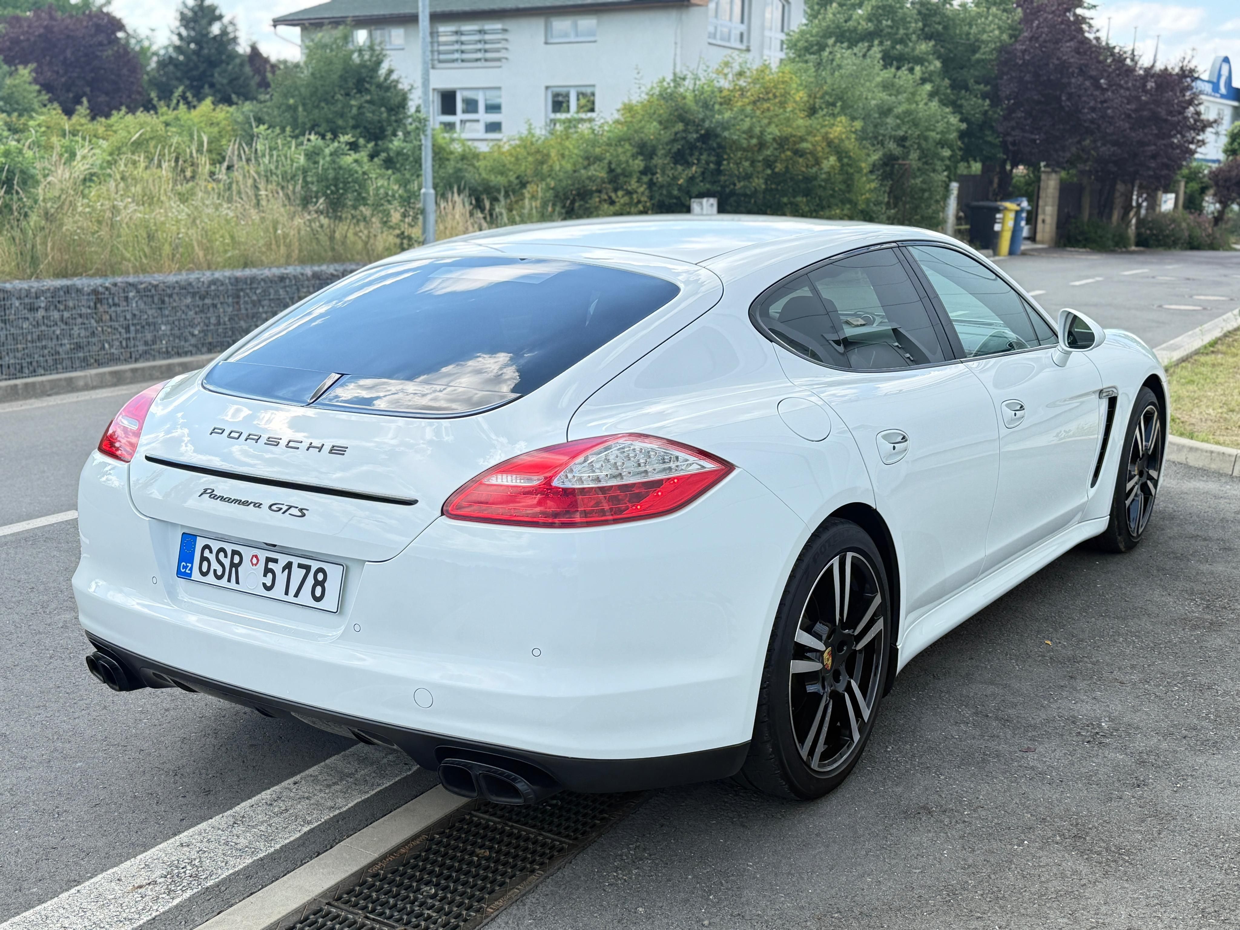 Porsche Panamera, Porsche Panamera GTS, 316 kw - fotka 4