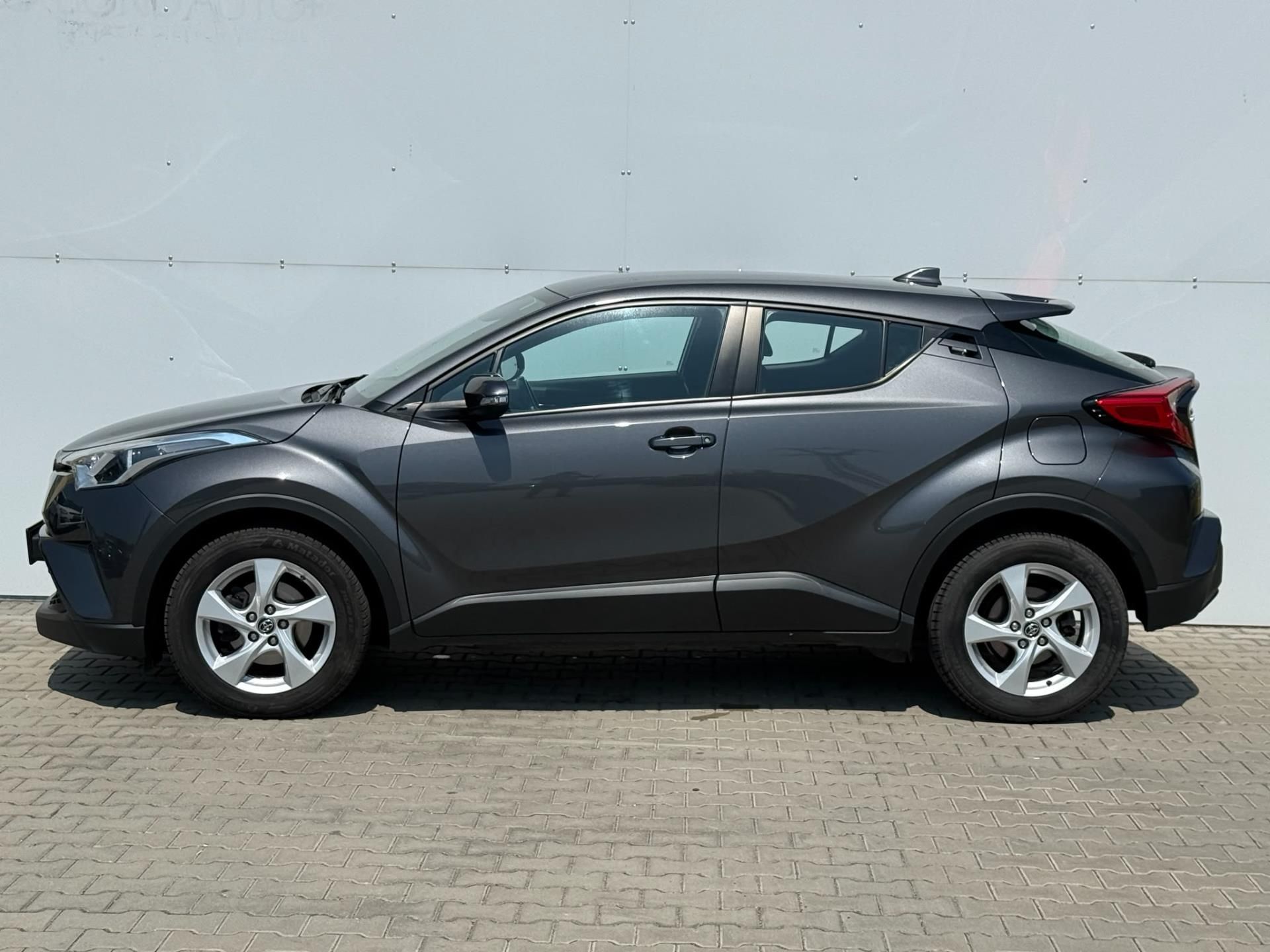 Toyota C-HR, 1.2 Turbo Active Navi - fotka 3
