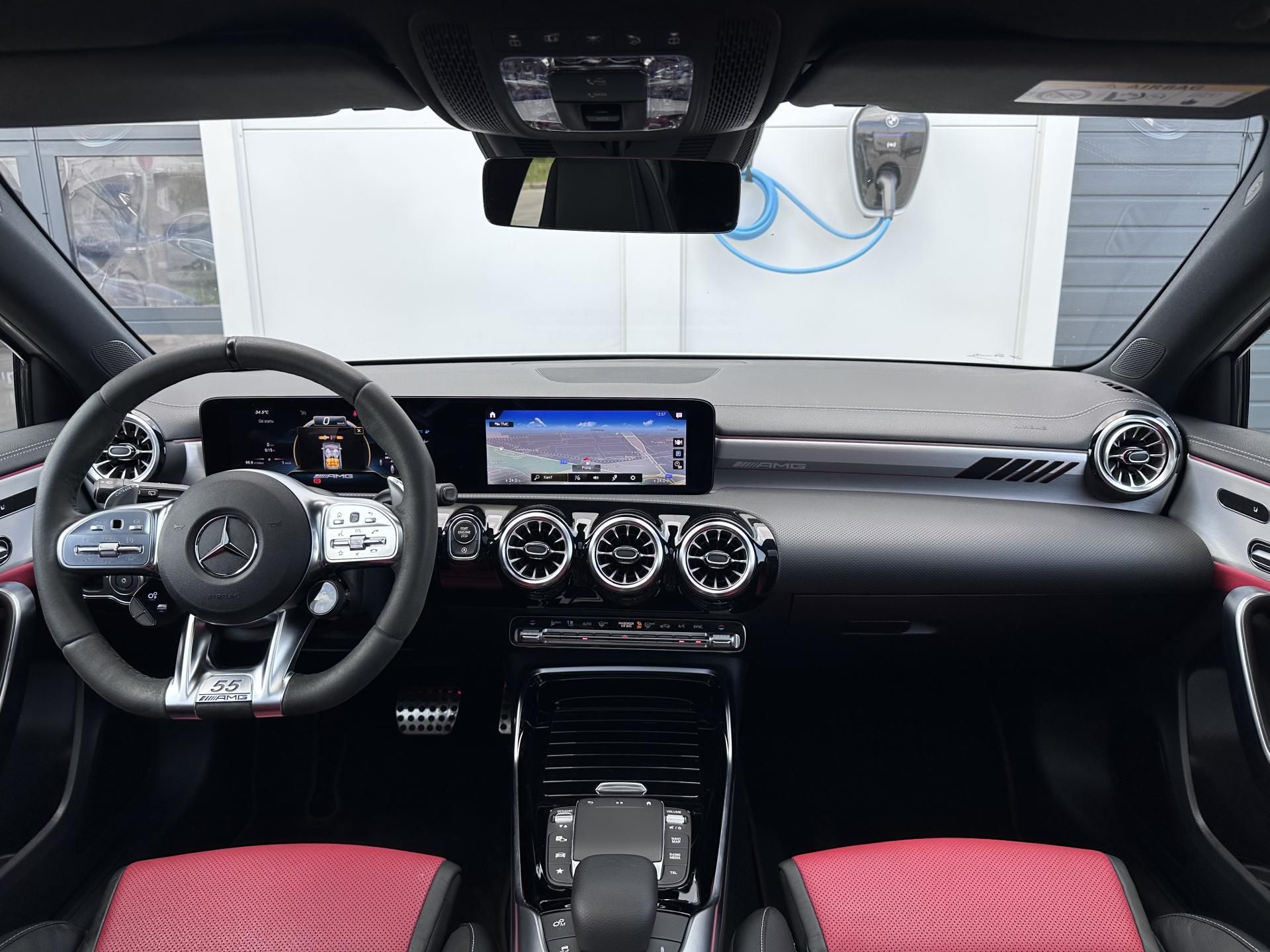 Mercedes-Benz Třídy A, 35 AMG 4M EDITION 55 - fotka 6